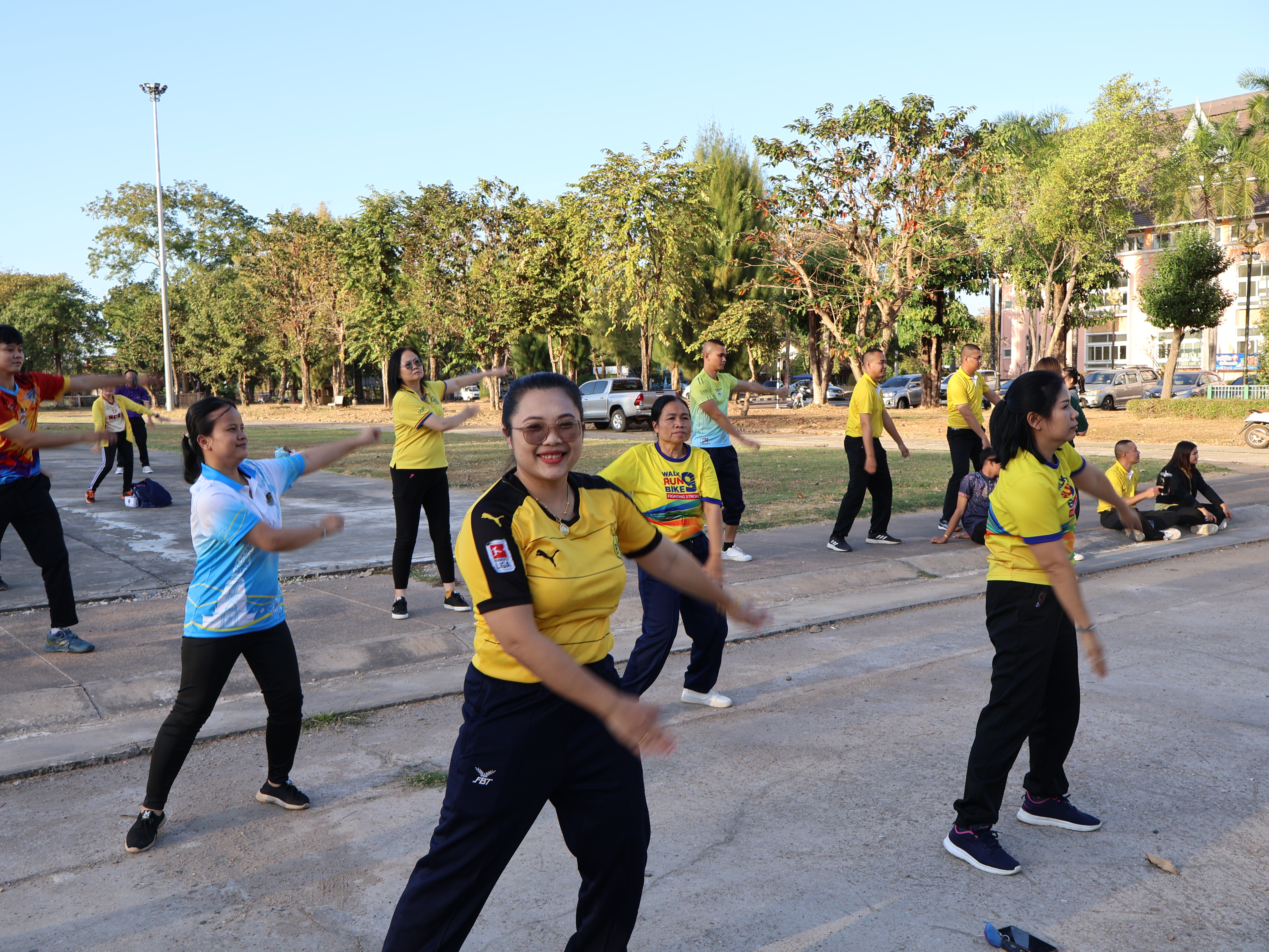 พช.นครพนม ร่วมกิจกรรม Exercise สร้างนิสัยออกกำลังกาย ทุกวันพุธ