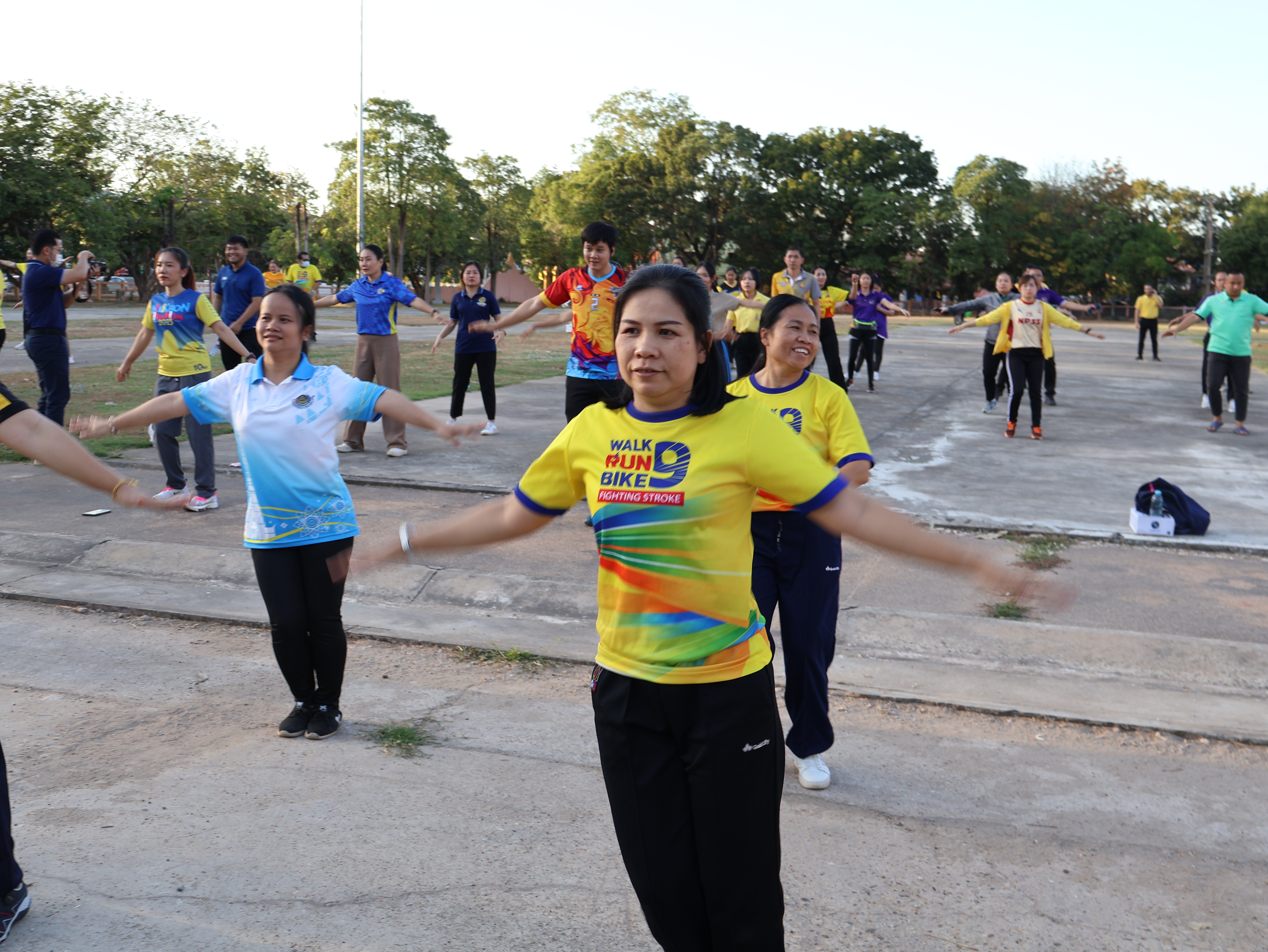 พช.นครพนม ร่วมกิจกรรม Exercise สร้างนิสัยออกกำลังกาย ทุกวันพุธ