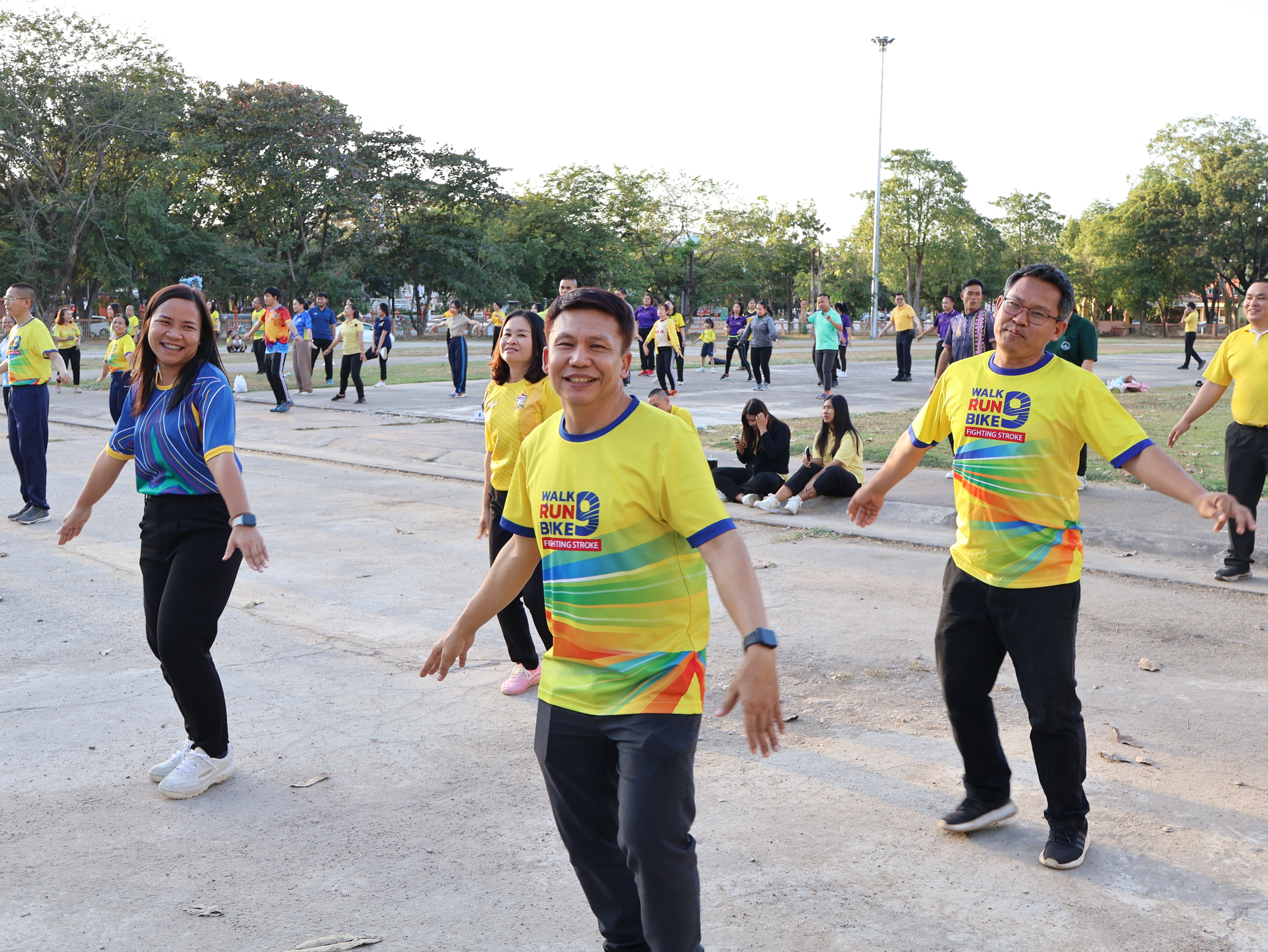 พช.นครพนม ร่วมกิจกรรม Exercise สร้างนิสัยออกกำลังกาย ทุกวันพุธ