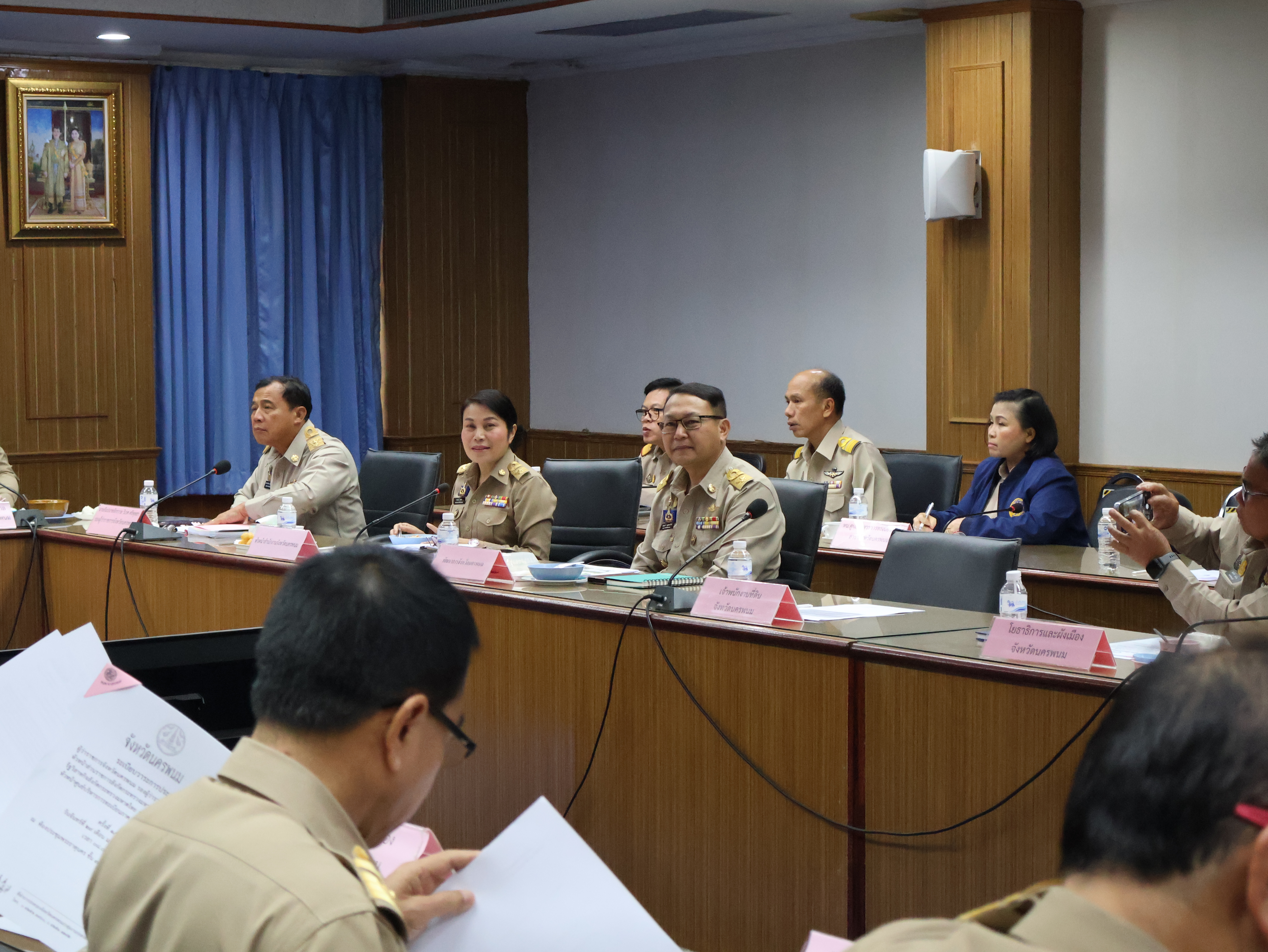 พช.นครพนม ร่วมประชุมหัวหน้าส่วนมหาดไทย นายอำเภอ ขับเคลื่อนการพัฒนา และดูแลความเป็นอยู่ของประชาชน