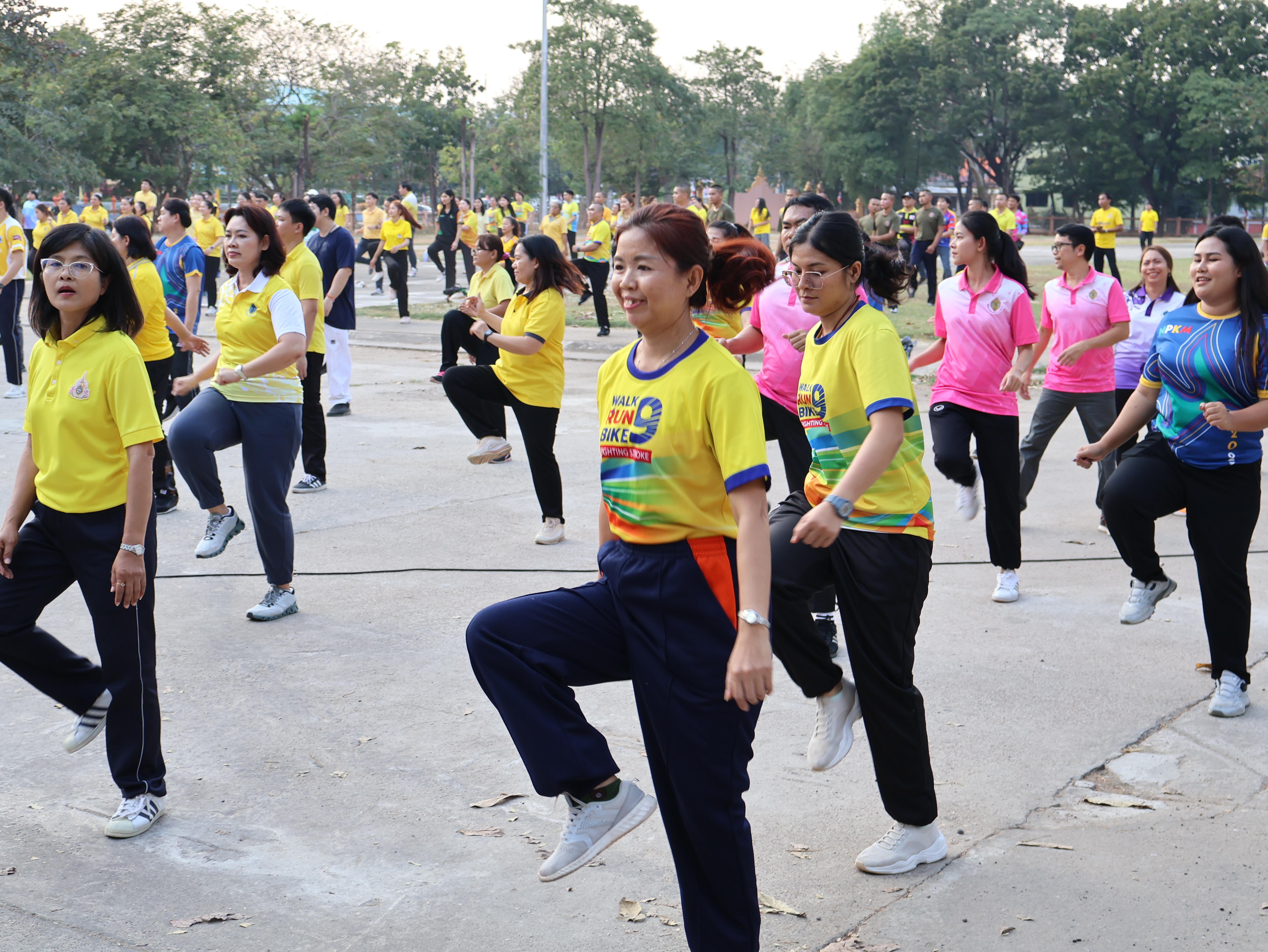 พช.นครพนม ร่วมกิจกรรม Exercise สร้างนิสัยออกกำลังกาย ทุกวันพุธ