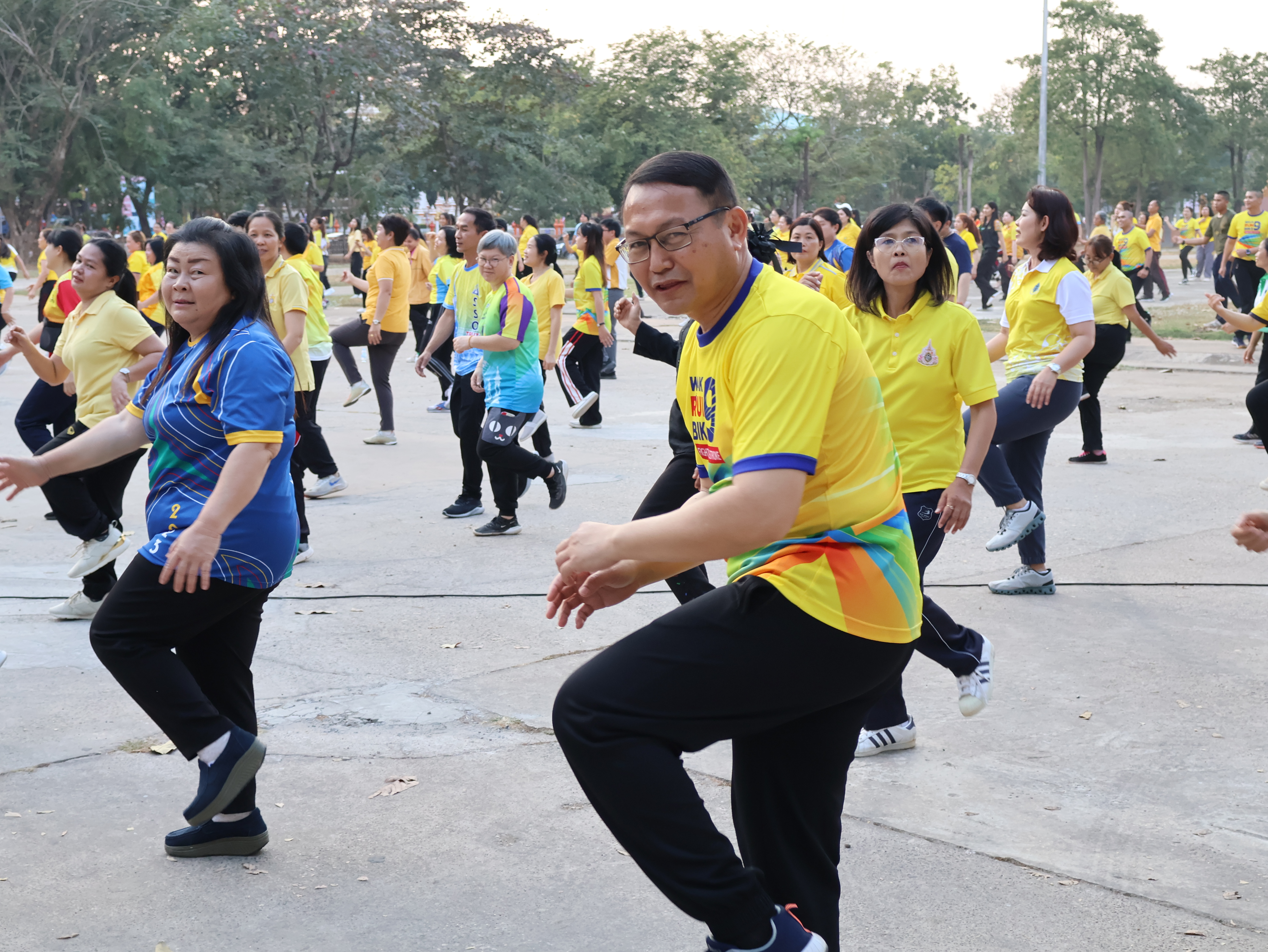 พช.นครพนม ร่วมกิจกรรม Exercise สร้างนิสัยออกกำลังกาย ทุกวันพุธ