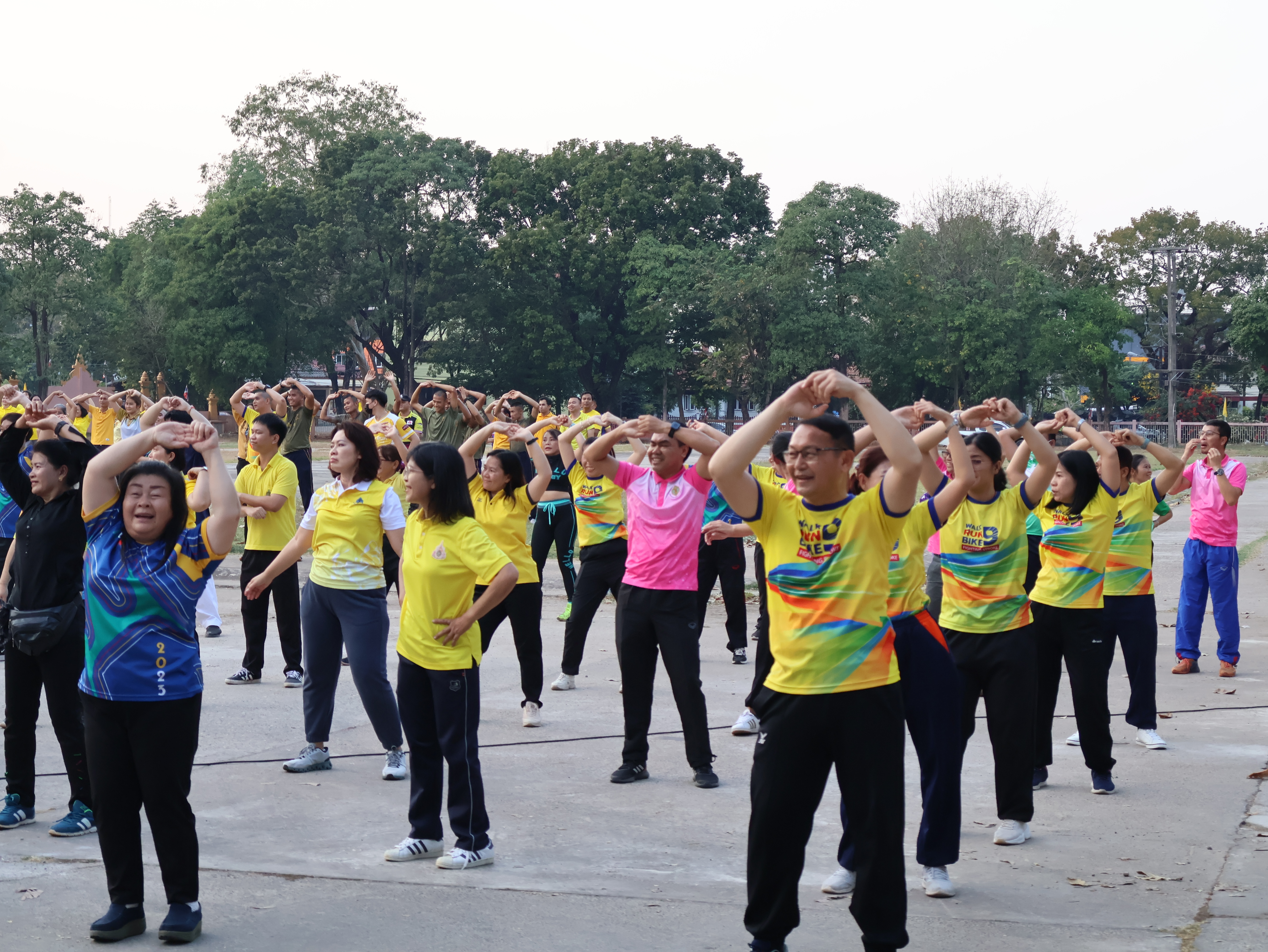 พช.นครพนม ร่วมกิจกรรม Exercise สร้างนิสัยออกกำลังกาย ทุกวันพุธ