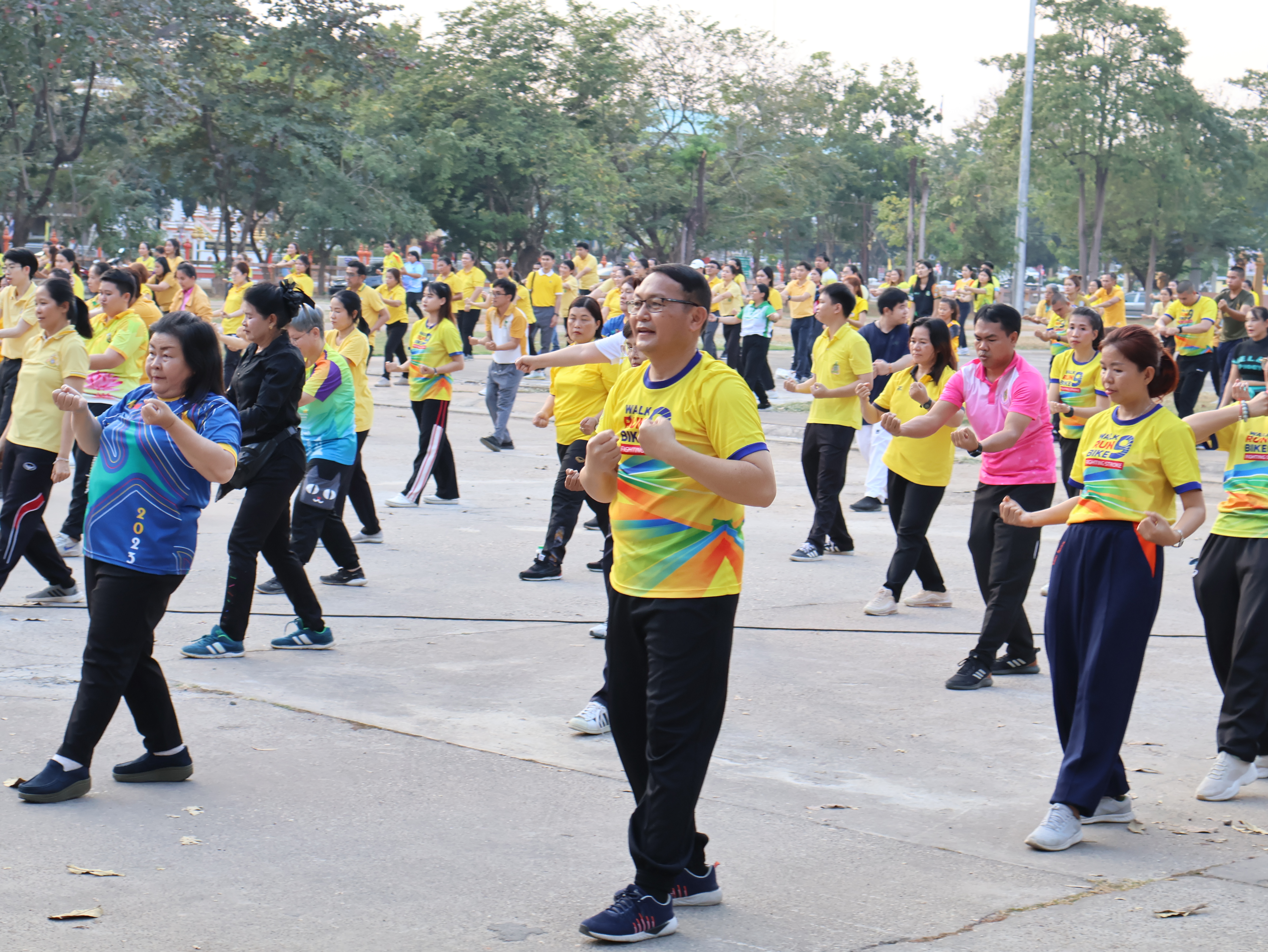 พช.นครพนม ร่วมกิจกรรม Exercise สร้างนิสัยออกกำลังกาย ทุกวันพุธ