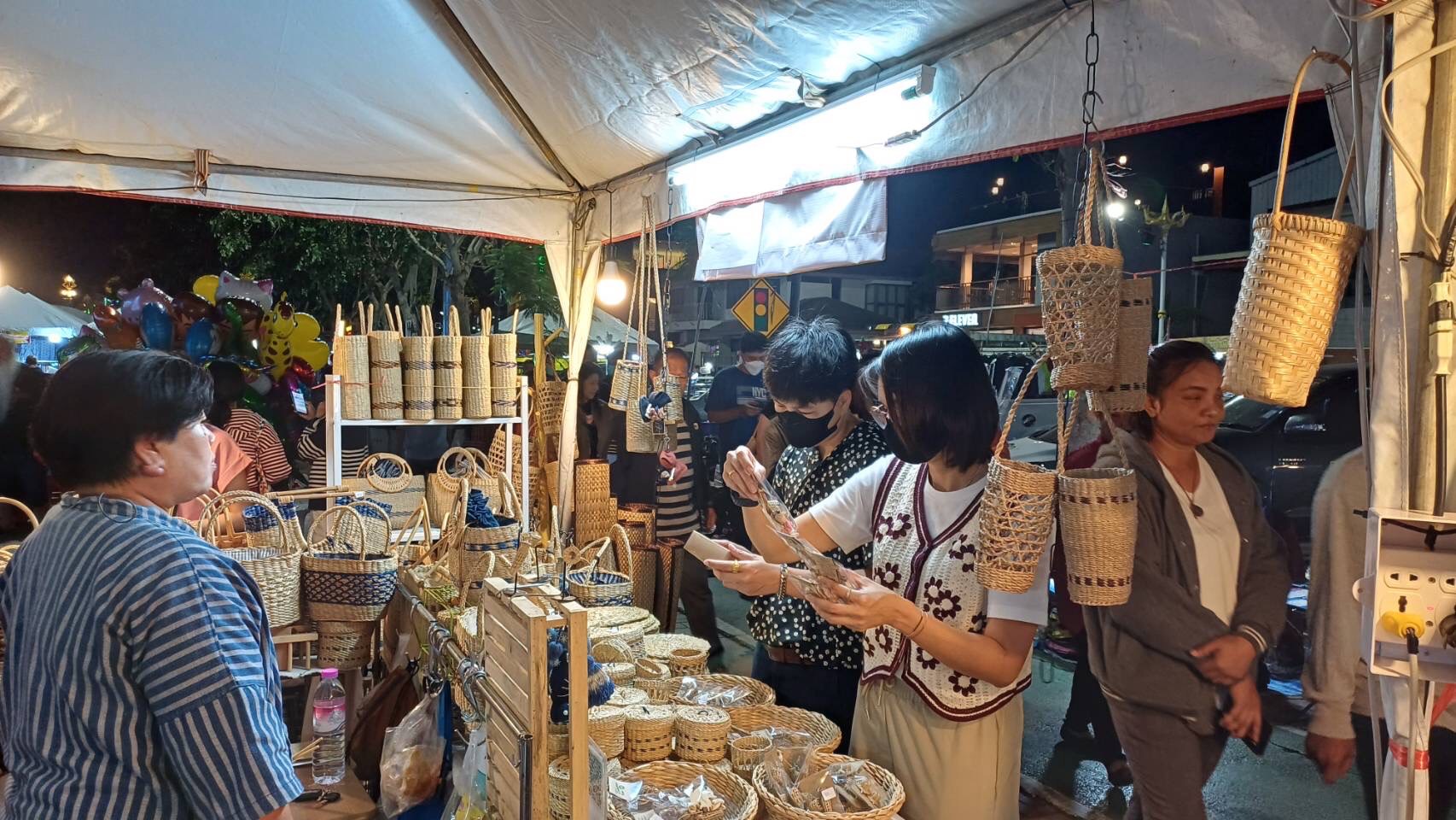 OTOP นครพนม ร่วมจำหน่ายในงาน Nakhonphanom Winter Festival ประจำปี 2567
