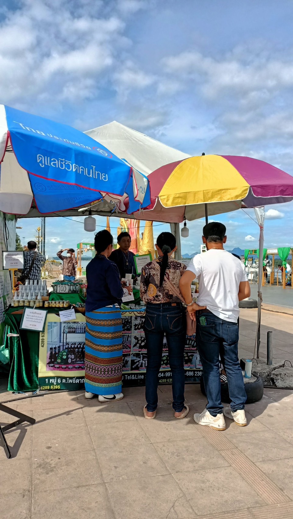 OTOP นครพนม ร่วมจำหน่ายในงาน Nakhonphanom Winter Festival ประจำปี 2567