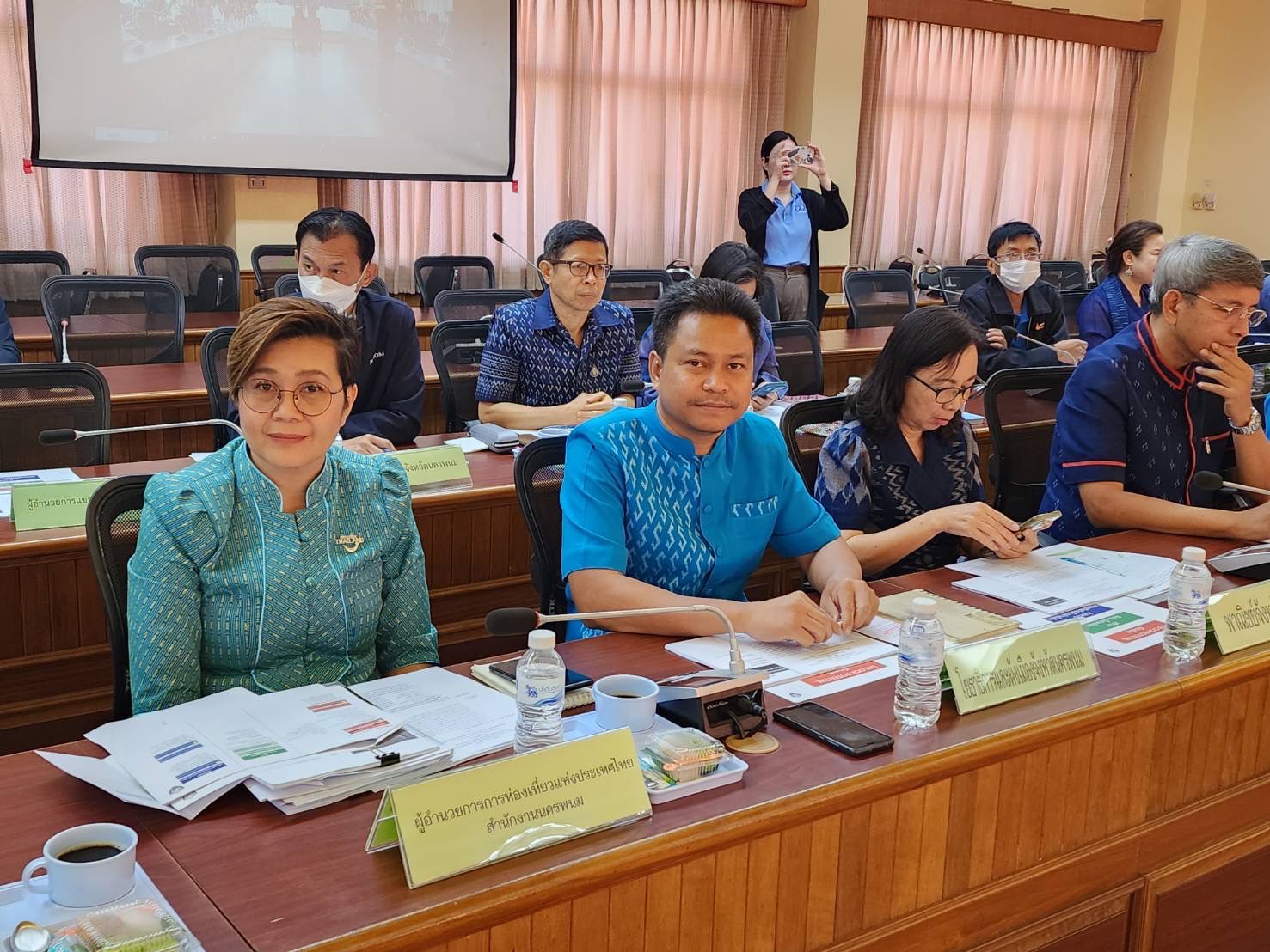 พช.นครพนม   ร่วมประชุมเตรียมการยกระดับเมืองและกระตุ้นเศรษฐกิจท้องถิ่นอย่างยั่งยืน มุ่งพัฒนานครพนมในทุกมิติ