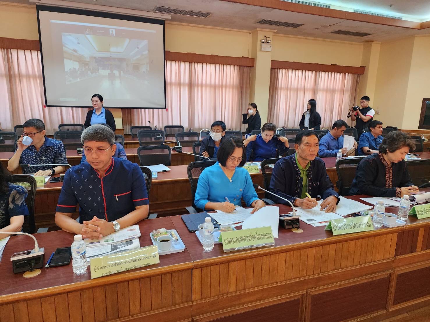 พช.นครพนม   ร่วมประชุมเตรียมการยกระดับเมืองและกระตุ้นเศรษฐกิจท้องถิ่นอย่างยั่งยืน มุ่งพัฒนานครพนมในทุกมิติ