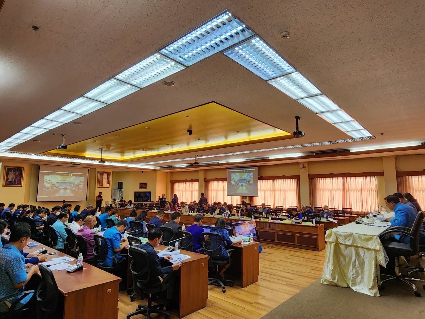 พช.นครพนม   ร่วมประชุมเตรียมการยกระดับเมืองและกระตุ้นเศรษฐกิจท้องถิ่นอย่างยั่งยืน มุ่งพัฒนานครพนมในทุกมิติ