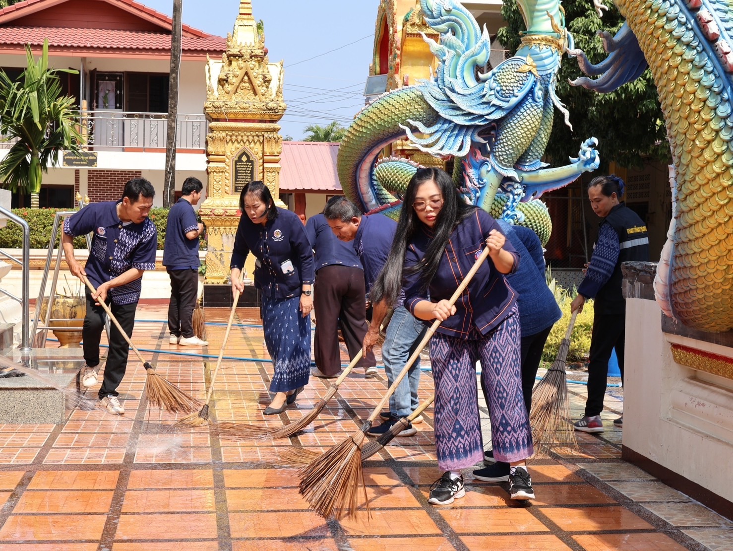 จังหวัดนครพนม   จัดกิจกรรมเนื่องในวาระครบรอบ 55 ปี โครงการพัฒนาผู้นำอาสาพัฒนาชุมชน ภายใต้แนวคิด “รวมพลัง อช. สานพลังแก้จน พัฒนาคนอย่างยั่งยืน”