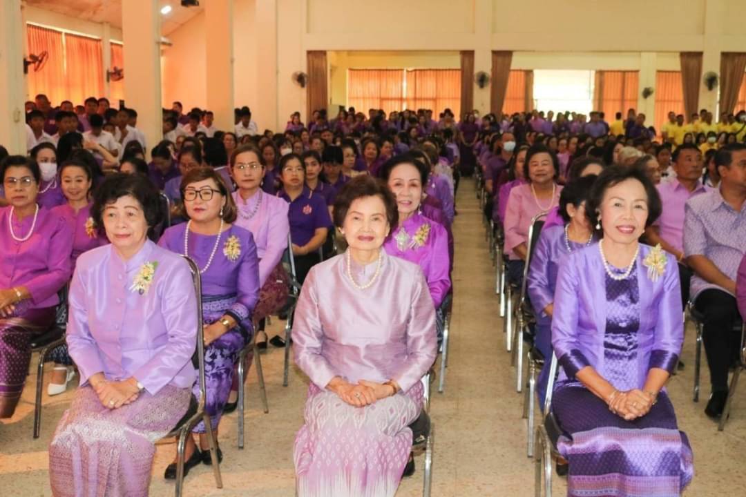 พช. นครพนม   ร่วมประกอบกิจกรรมแสดงจุดยืนปกป้องและถวายกำลังใจแด่สมเด็จพระกนิษฐาธิราชเจ้า กรมสมเด็จพระเทพรัตนราชสุดาฯ สยามบรมราชกุมารี พร้อมแสดงความจงรักภักดีด้วยการน้อมนำแนวพระราชดำริสู่การขับเคลื่อนให้เกิดผลเป็นรูปธรรม