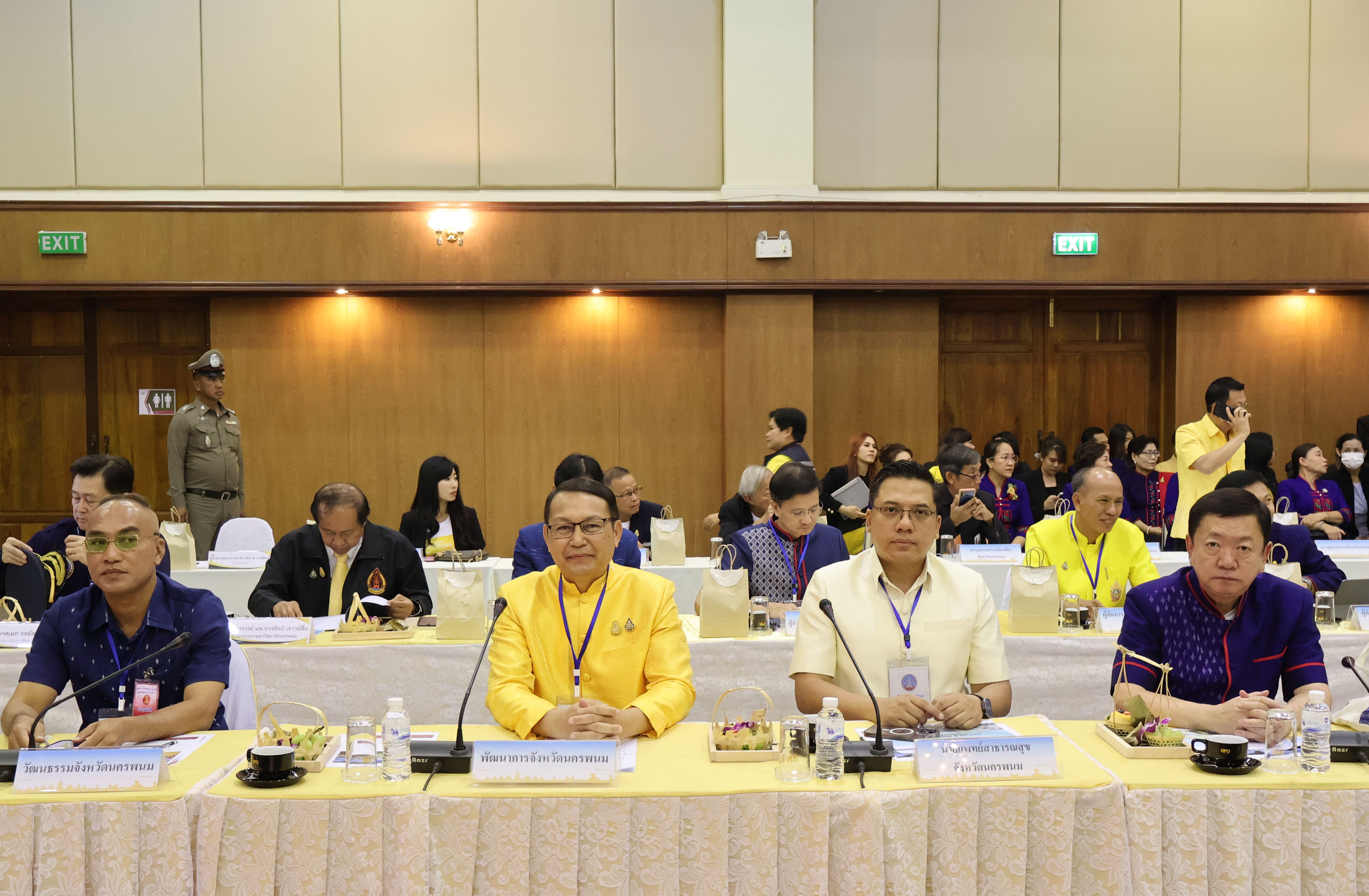 พช.นครพนม   ร่วมจัดนิทรรศการของดีประจำ 12 อำเภอ ภายใต้ 3 MUST (Eat, Travel, Visit) ต้อนรับนายกรัฐมนตรีและรัฐมนตรีว่าการกระทรวงการคลัง (นายเศรษฐา ทวีสิน) และคณะ