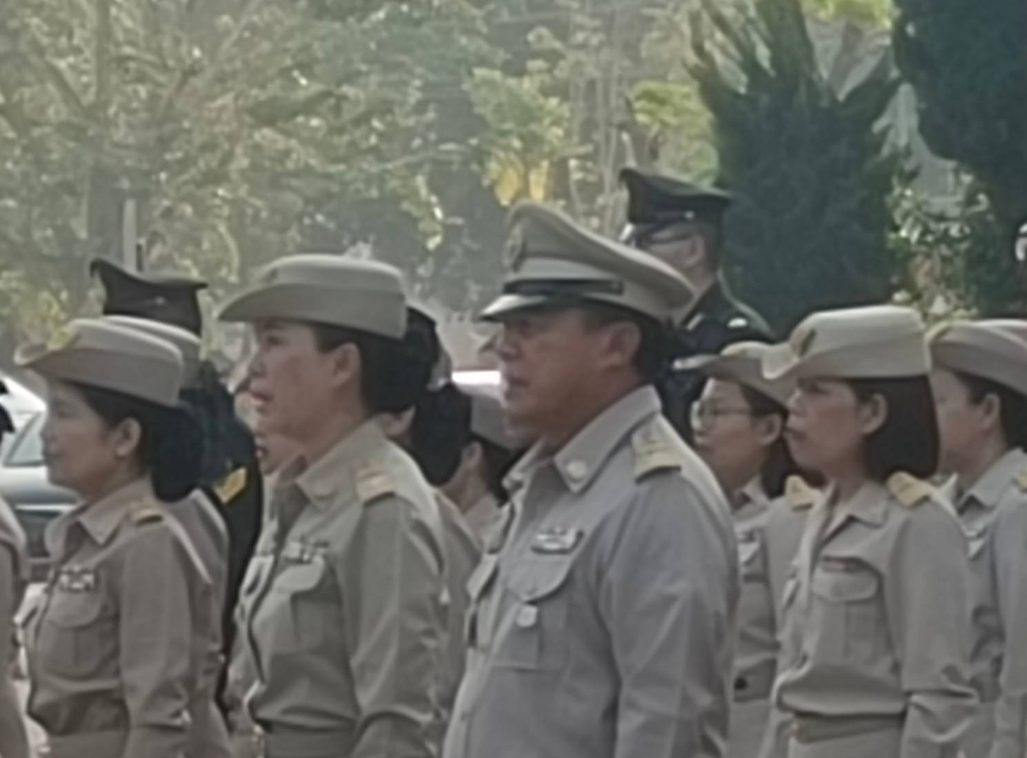 พช.นครพนม   ร่วมกิจกรรมเคารพธงชาติ สวดมนต์ไหว้พระ สร้างสำนึกรักและภาคภูมิใจในชาติไทย
