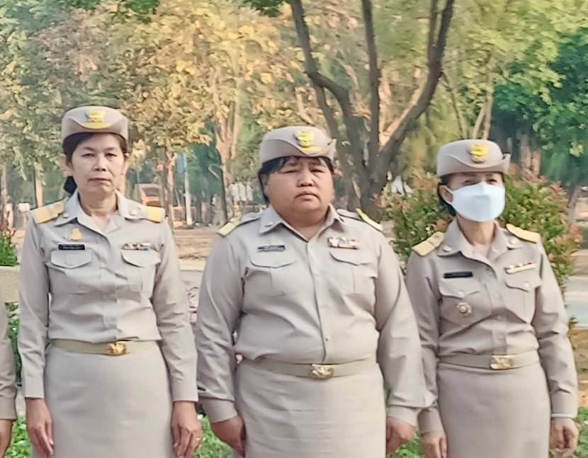 พช.นครพนม   ร่วมกิจกรรมเคารพธงชาติ สวดมนต์ไหว้พระ สร้างสำนึกรักและภาคภูมิใจในชาติไทย