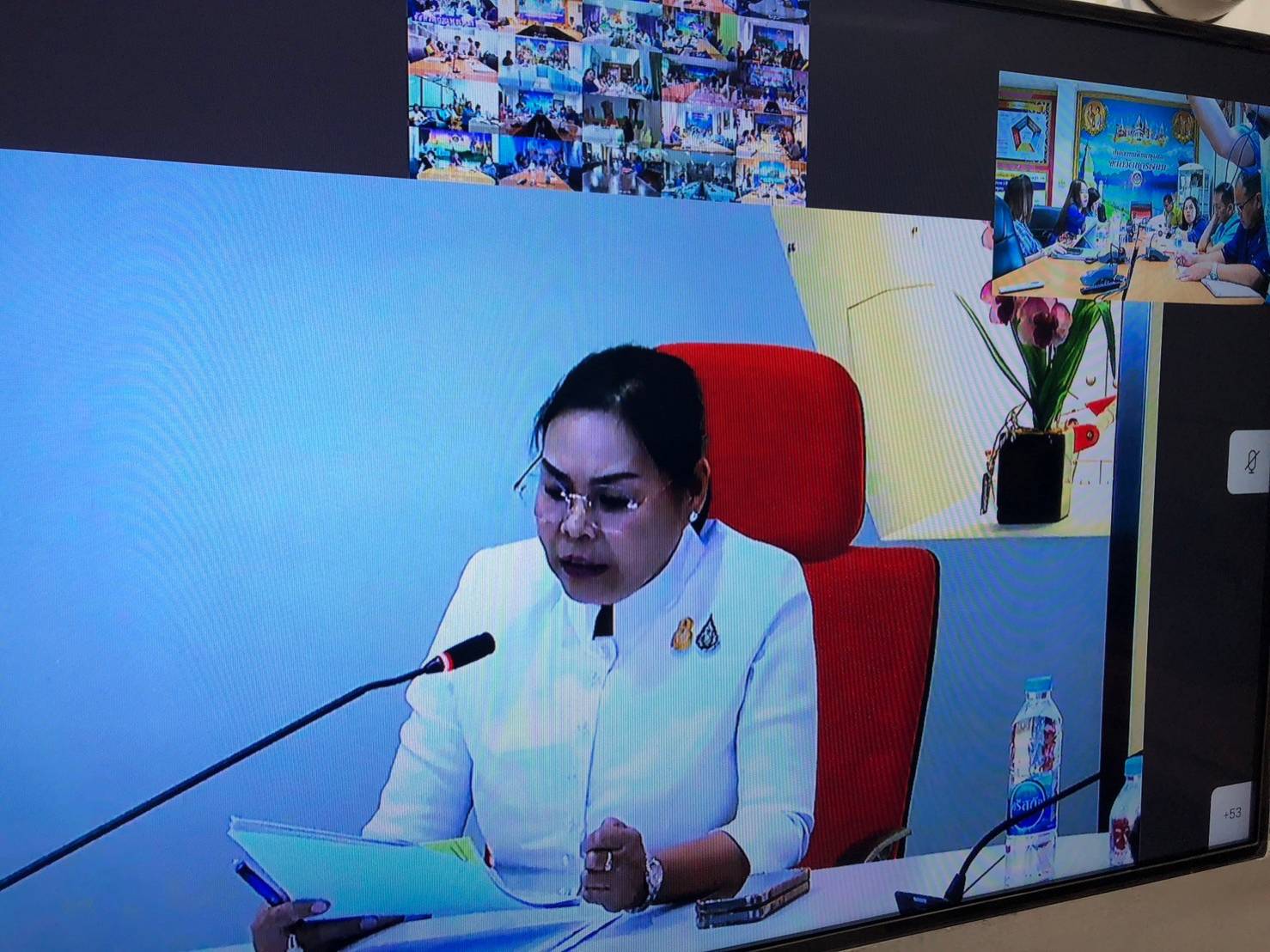 พช. นครพนม ร่วมประชุมขับเคลื่อนการดำเนินงานโครงการเพิ่มประสิทธิภาพ OTOP Big Data เพื่อการพัฒนางานหนึ่งตำบล หนึ่งผลิตภัณฑ์ ผ่านระบบวีดิทัศน์ทางไกล (VDO Conference)