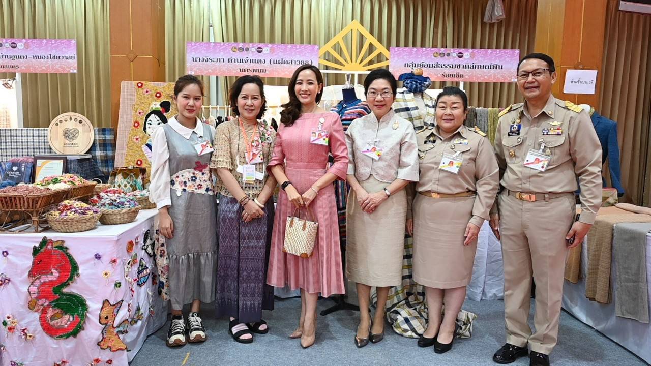 สมเด็จพระเจ้าลูกเธอ   เจ้าฟ้าสิริวัณณวรี นารีรัตนราชกัญญา เสด็จไปทอดพระเนตรนิทรรศการและการจัดงานแสดงผลิตภัณฑ์ผ้าไทยและงานหัตถกรรมชุมชนภาคตะวันออกเฉียงเหนือ และพระราชทานลายผ้าพระราชทาน “ผ้าลายสิริวชิราภรณ์” เพื่อเชิญไปมอบแก่ศิลปินช่างทอผ้าและหัตถกรรมไทยทั่วประเทศ ไปถักทอผสมผสานกับลวดลายภูมิปัญญาพื้นถิ่นตามความคิดสร้างสรรค์ของศิลปิน เฉลิมพระเกียรติพระบาทสมเด็จพระเจ้าอยู่หัว เนื่องในโอกาสมหามงคลเฉลิมพระชนมพรรษาครบ 6 รอบ 28 กรกฎาคม 2567