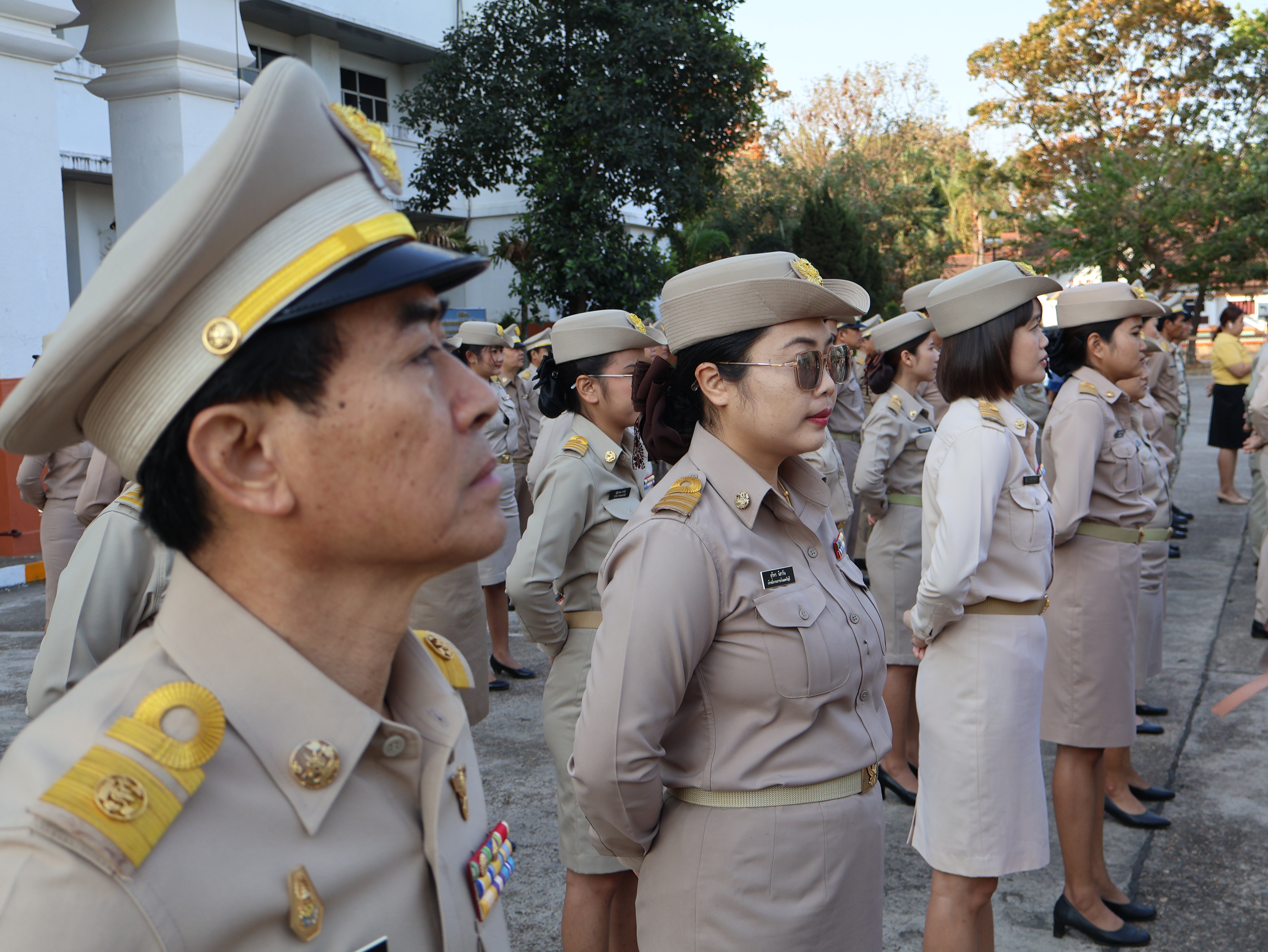 พช.นครพนม   ร่วมกิจกรรมเคารพธงชาติ สวดมนต์ไหว้พระ สร้างสำนึกรักและภาคภูมิใจในชาติไทย