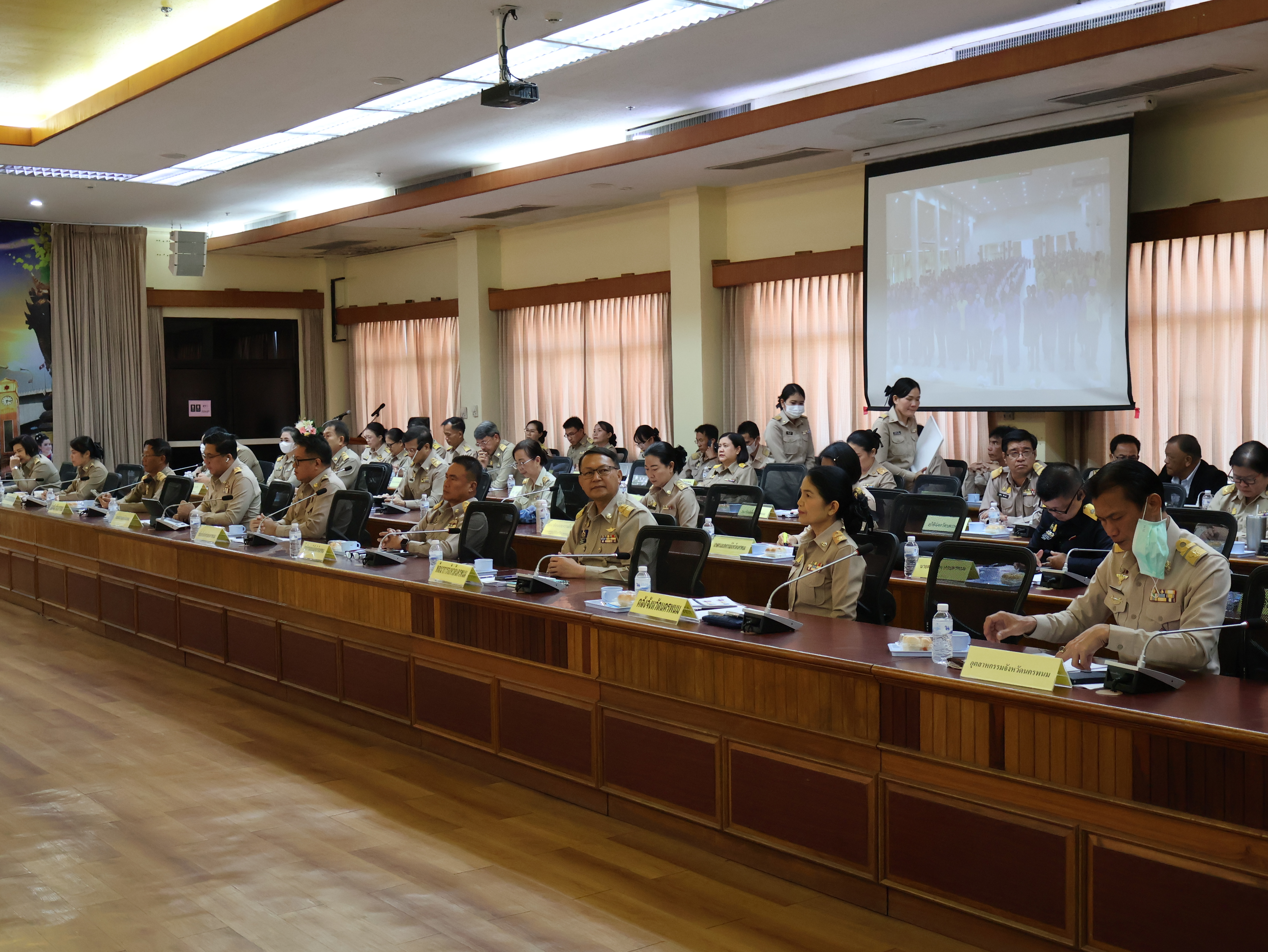 พช.นครพนม   ร่วมประชุมกรมการจังหวัดนครพนม ครั้งที่ 2/2567 ประจำเดือนกุมภาพันธ์ 2567