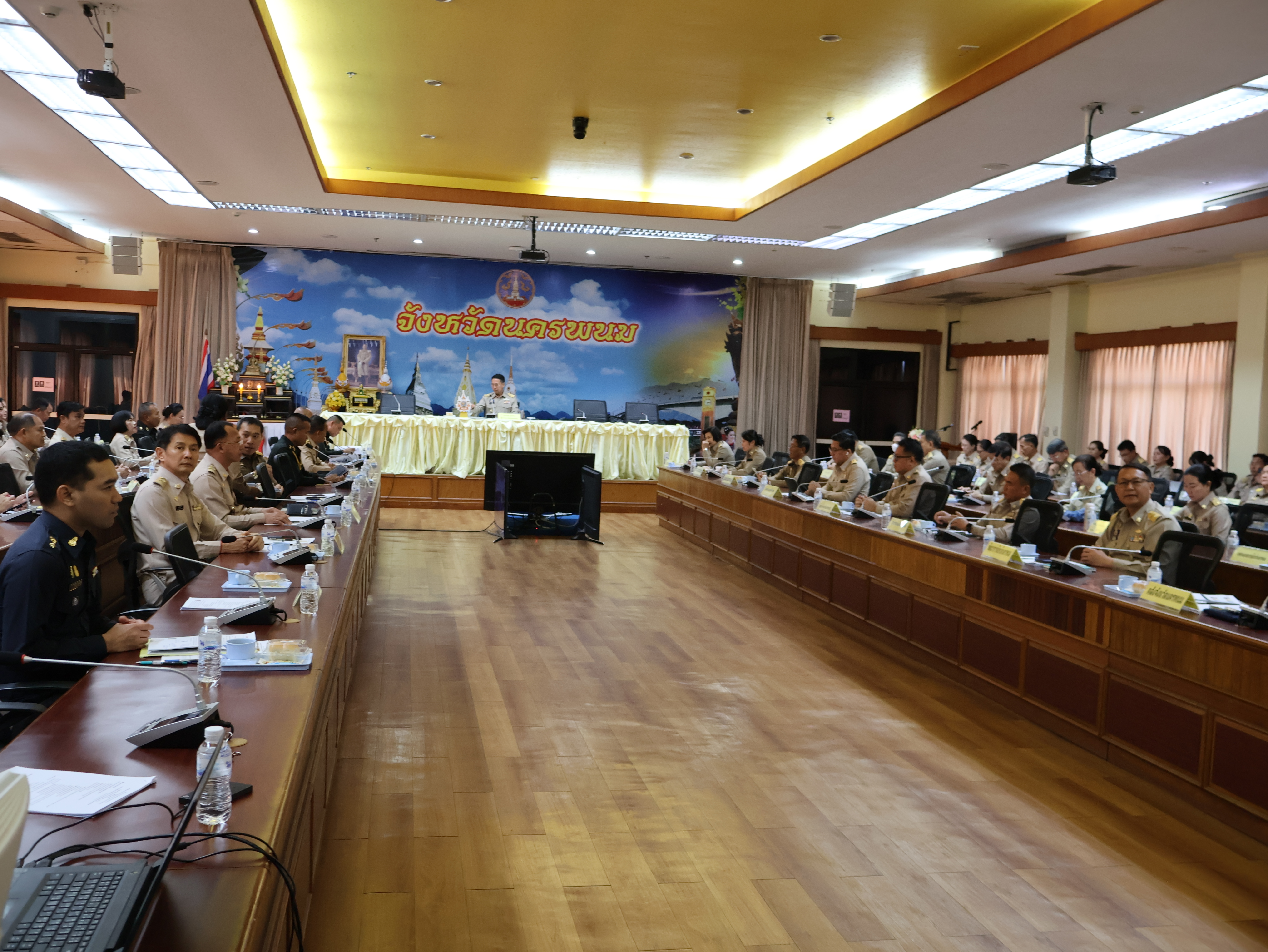 พช.นครพนม   ร่วมประชุมกรมการจังหวัดนครพนม ครั้งที่ 2/2567 ประจำเดือนกุมภาพันธ์ 2567