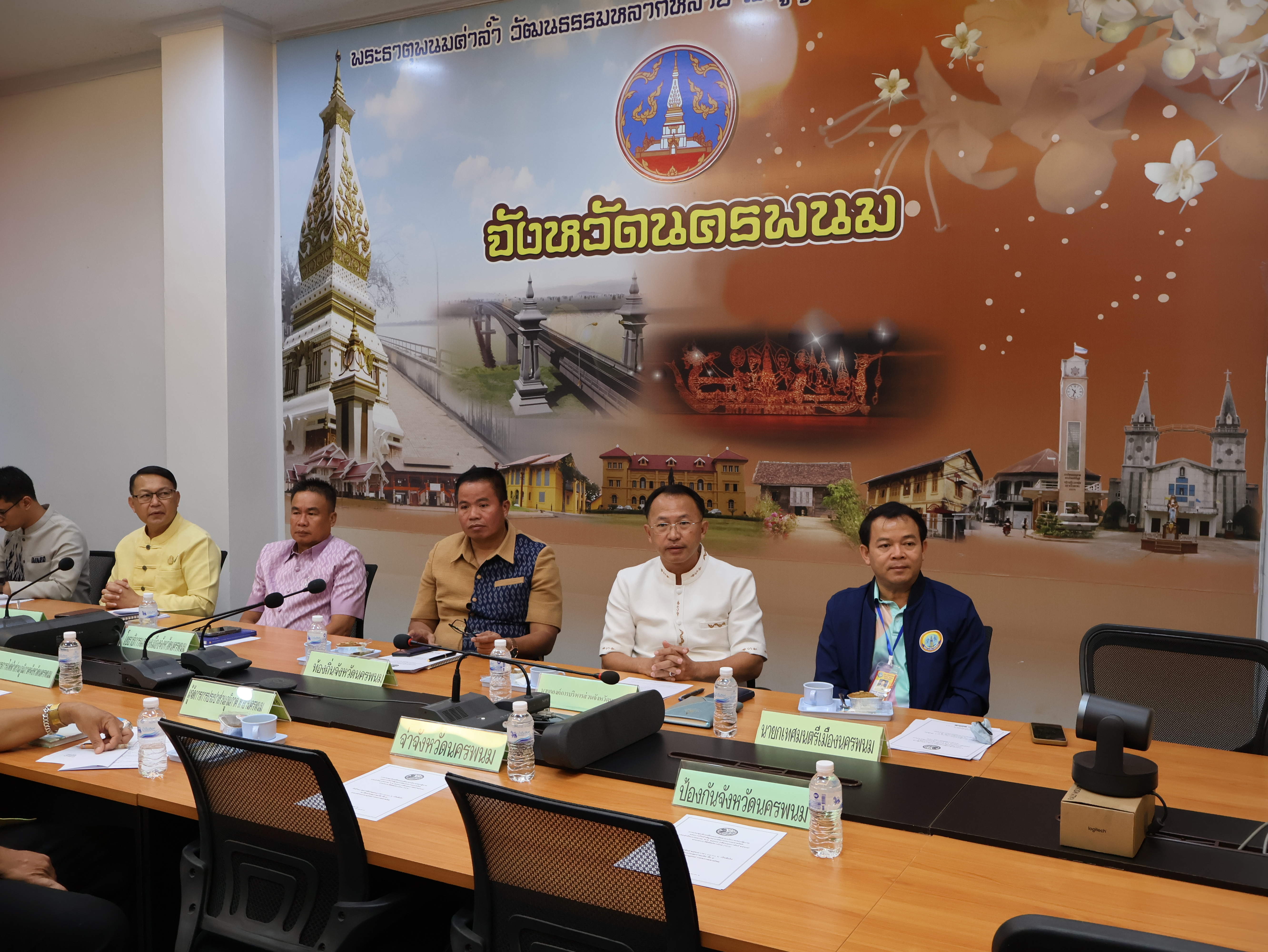 พช.นครพนม    ร่วมการประชุมขับเคลื่อนและติดตามนโยบายของรัฐบาลและภารกิจสำคัญของปลัดกระทรวงมหาดไทย  ประจำปีงบประมาณพ.ศ 2567 เดือนกุมภาพันธ์ 2567 ผ่านระบบวีดิทัศน์ทางไกล (vcs)