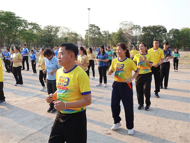 พช.นครพนม   ร่วมกิจกรรม Exercise สร้างนิสัยออกกำลังกาย ทุกวันพุธ