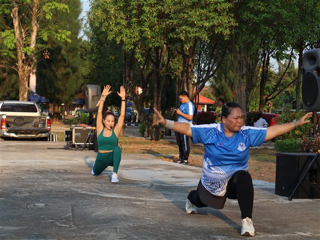 พช.นครพนม   ร่วมกิจกรรม Exercise สร้างนิสัยออกกำลังกาย ทุกวันพุธ