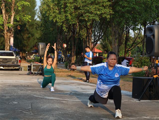 พช.นครพนม   ร่วมกิจกรรม Exercise สร้างนิสัยออกกำลังกาย ทุกวันพุธ