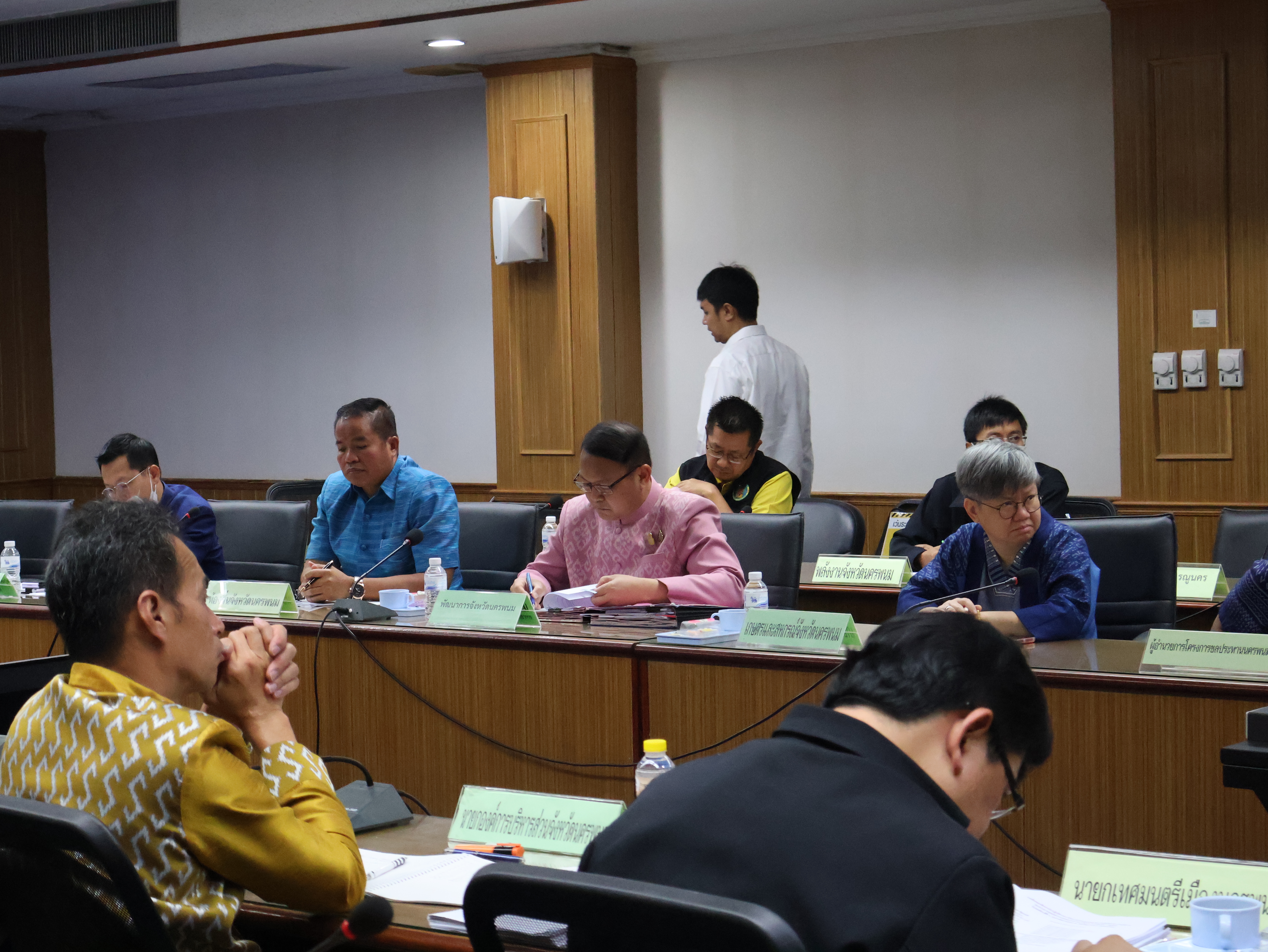 พช.นครพนม ร่วมการประชุมรับมอบนโยบายในการกำกับและติดตามการปฏิบัติราชการในภูมิภาคของรองนายกรัฐมนตรี (นายพีระพันธุ์ สาลีรัฐวิภาค)