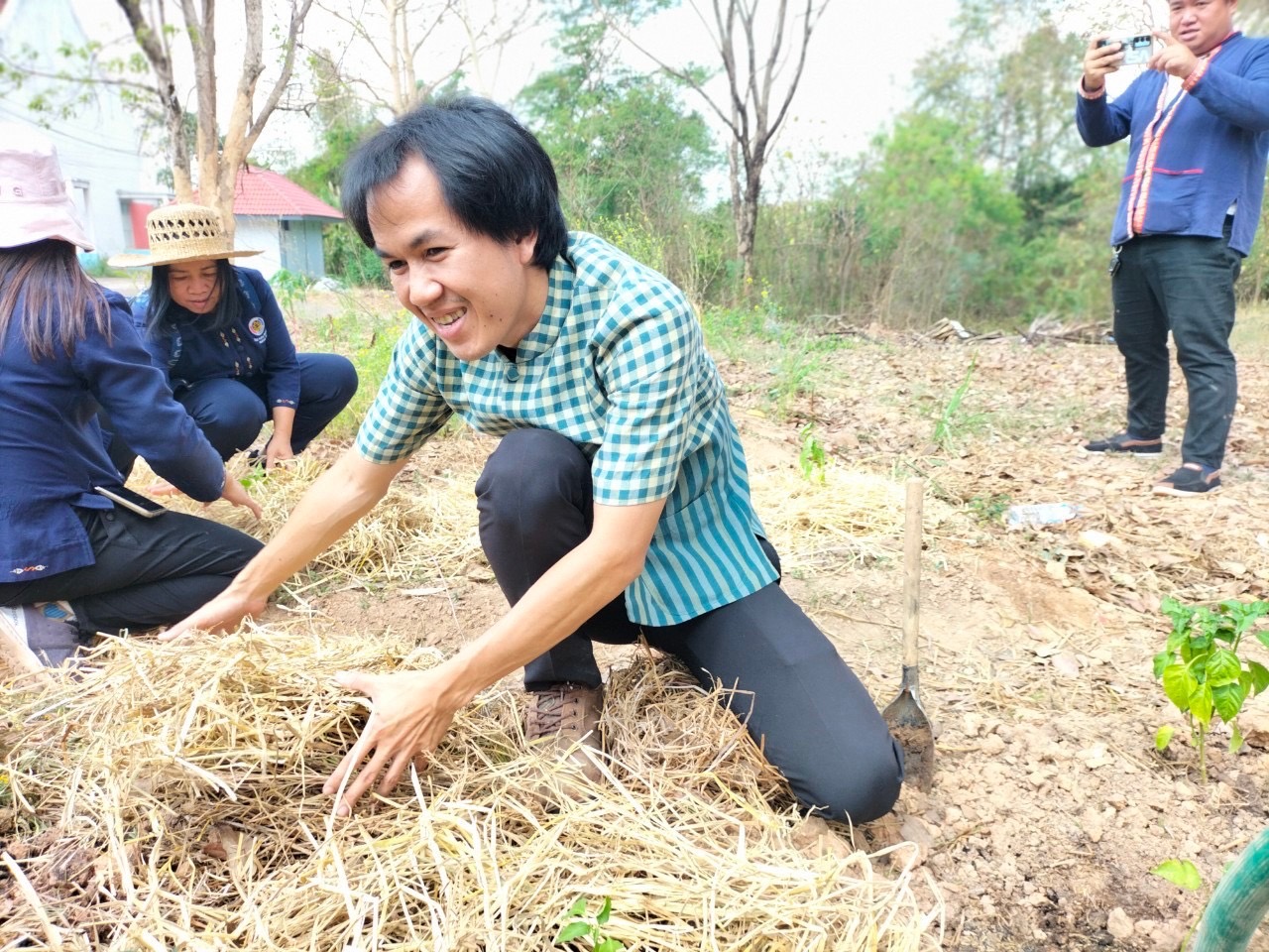 พช.นครพนม   ติดตาม นิเทศและสนับสนุนการขับเคลื่อนงานพัฒนาชุมชน พื้นที่อำเภอท่าอุเทน อำเภอโพนสวรรค์และอำเภอนาหว้า