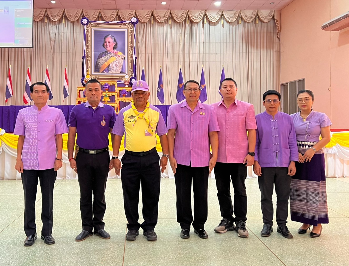 พช. นครพนม   ร่วมประกอบกิจกรรมแสดงจุดยืนปกป้องและถวายกำลังใจแด่สมเด็จพระกนิษฐาธิราชเจ้า กรมสมเด็จพระเทพรัตนราชสุดาฯ สยามบรมราชกุมารี พร้อมแสดงความจงรักภักดีด้วยการน้อมนำแนวพระราชดำริสู่การขับเคลื่อนให้เกิดผลเป็นรูปธรรม