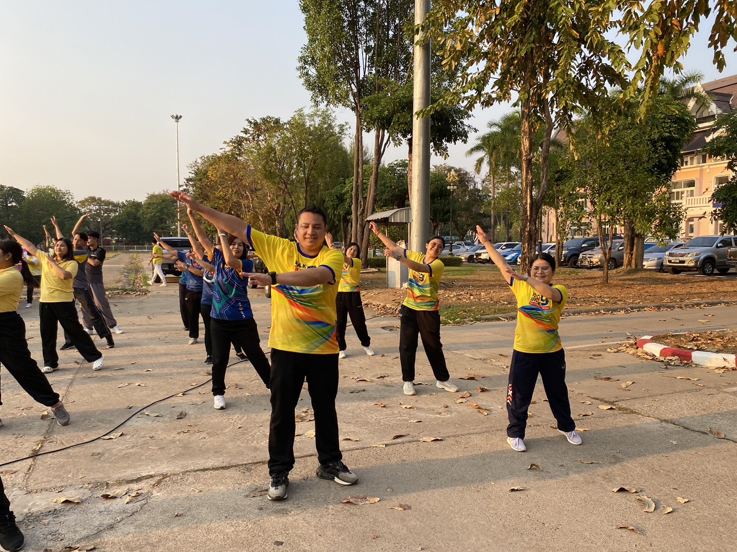 พช.นครพนม ร่วมกิจกรรม Exercise สร้างนิสัยออกกำลังกาย ทุกวันพุธ