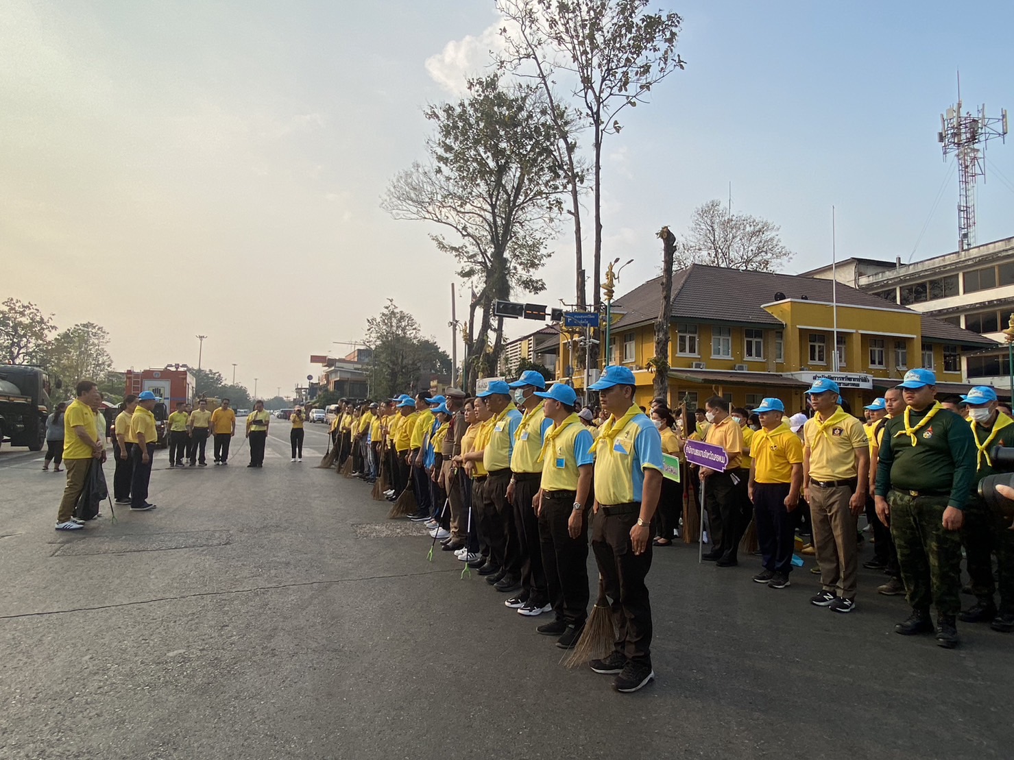 พช.นครพนม ร่วมกิจกรรม Big Cleaning day ล้างถนน เก็บขยะ เก็บซากเรือไฟ ตามนโนบาย “หน้าบ้านน่ามอง นครพนมน่าอยู่” ส่งเสริมการท่องเที่ยว ให้นครพนมเป็นเมืองรองที่ต้องมา