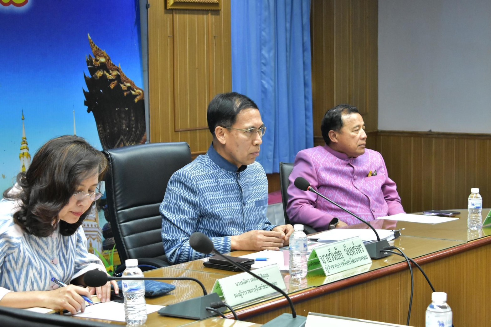 พช.นครพนม   ร่วมประชุมรับมอบนโยบายเพื่อขับเคลื่อนการดำเนินการตามนโยบายรัฐมนตรีว่าการกระทรวงมหาดไทยไปสู่การปฏิบัติ