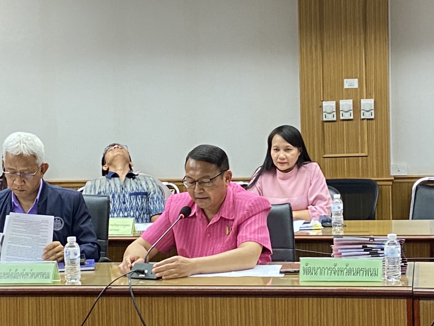 พช.นครพนม   ร่วมประชุมรับมอบนโยบายเพื่อขับเคลื่อนการดำเนินการตามนโยบายรัฐมนตรีว่าการกระทรวงมหาดไทยไปสู่การปฏิบัติ