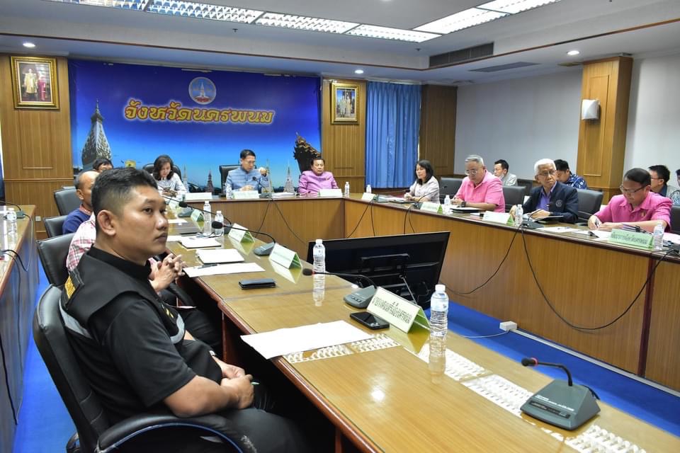 พช.นครพนม   ร่วมประชุมรับมอบนโยบายเพื่อขับเคลื่อนการดำเนินการตามนโยบายรัฐมนตรีว่าการกระทรวงมหาดไทยไปสู่การปฏิบัติ
