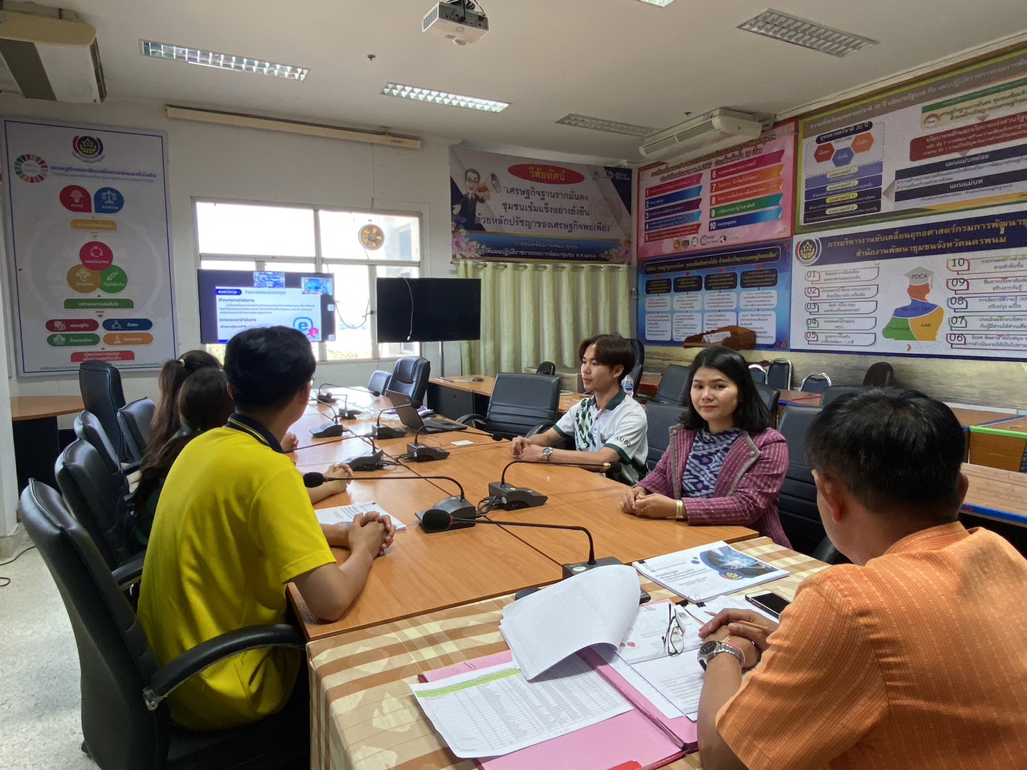 พช.นครพนม ร่วมประชุมหลักสูตร Digital Literacy เสริมสร้างความรู้ Upskill/Reskill ด้านการบริหารจัดการเทคโนโลยีสารสนเทศ