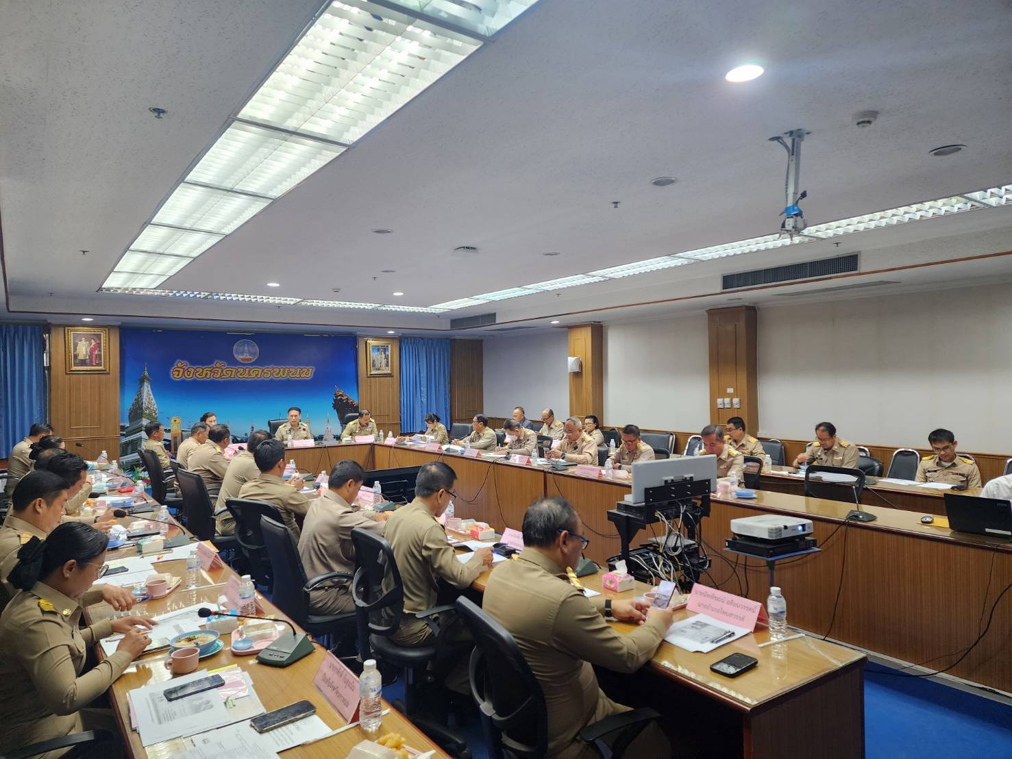 พช.นครพนม   ร่วมประชุมหัวหน้าส่วนมหาดไทย นายอำเภอ ขับเคลื่อนการพัฒนา และดูแลความเป็นอยู่ของประชาชน ประจำเดือนมีนาคม 2567