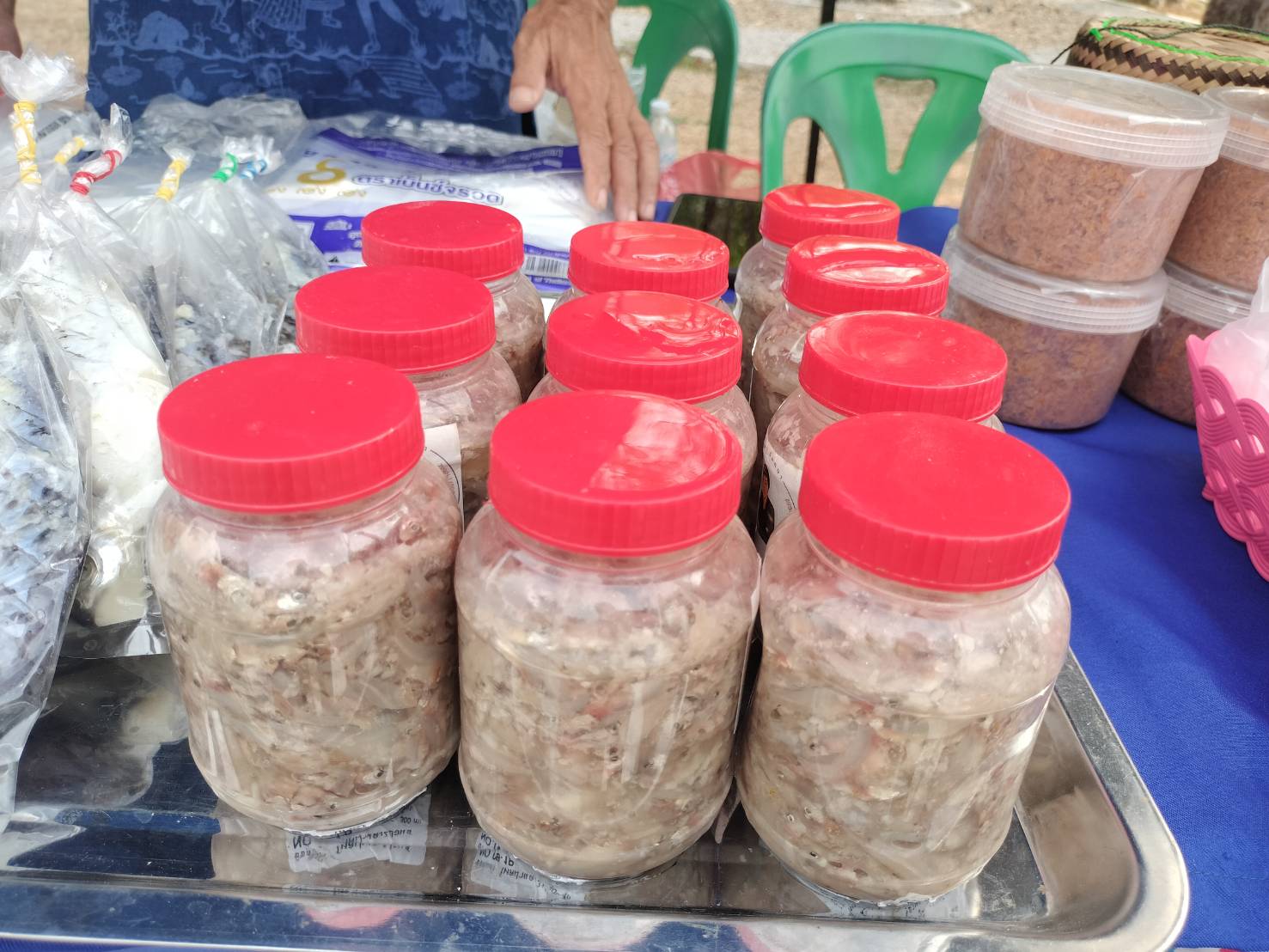 นครพนม   จัดแสดงและจำหน่ายผลผลิต โคก หนอง นา “ตลาดนัดโคก หนอง นา และอาหารปลอดภัย” สู่ความยั่งยืน