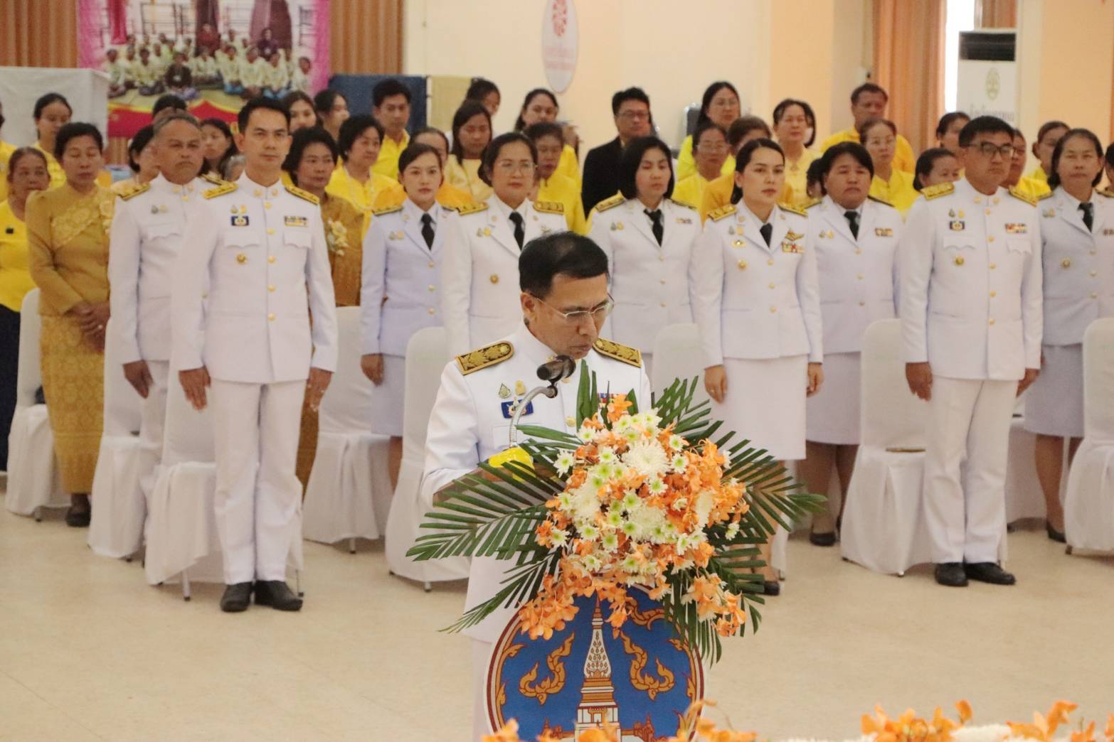 จังหวัดนครพนม   จัดพิธีมอบแบบลายผ้าพระราชทาน “ผ้าลายสิริวชิราภรณ์” “ผ้าลายชบาปัตตานี” และเครื่องหมายรับรองสินค้าแฟชั่นและหัตถกรรมพระราชทาน “Sustainable Fashion : แฟชั่นแห่งความยั่งยืน” ให้กับช่างทอผ้าทุกกลุ่ม ทุกเทคนิค เพื่อพัฒนาคุณภาพชีวิตประชาชนอย่างยั่งยืน
