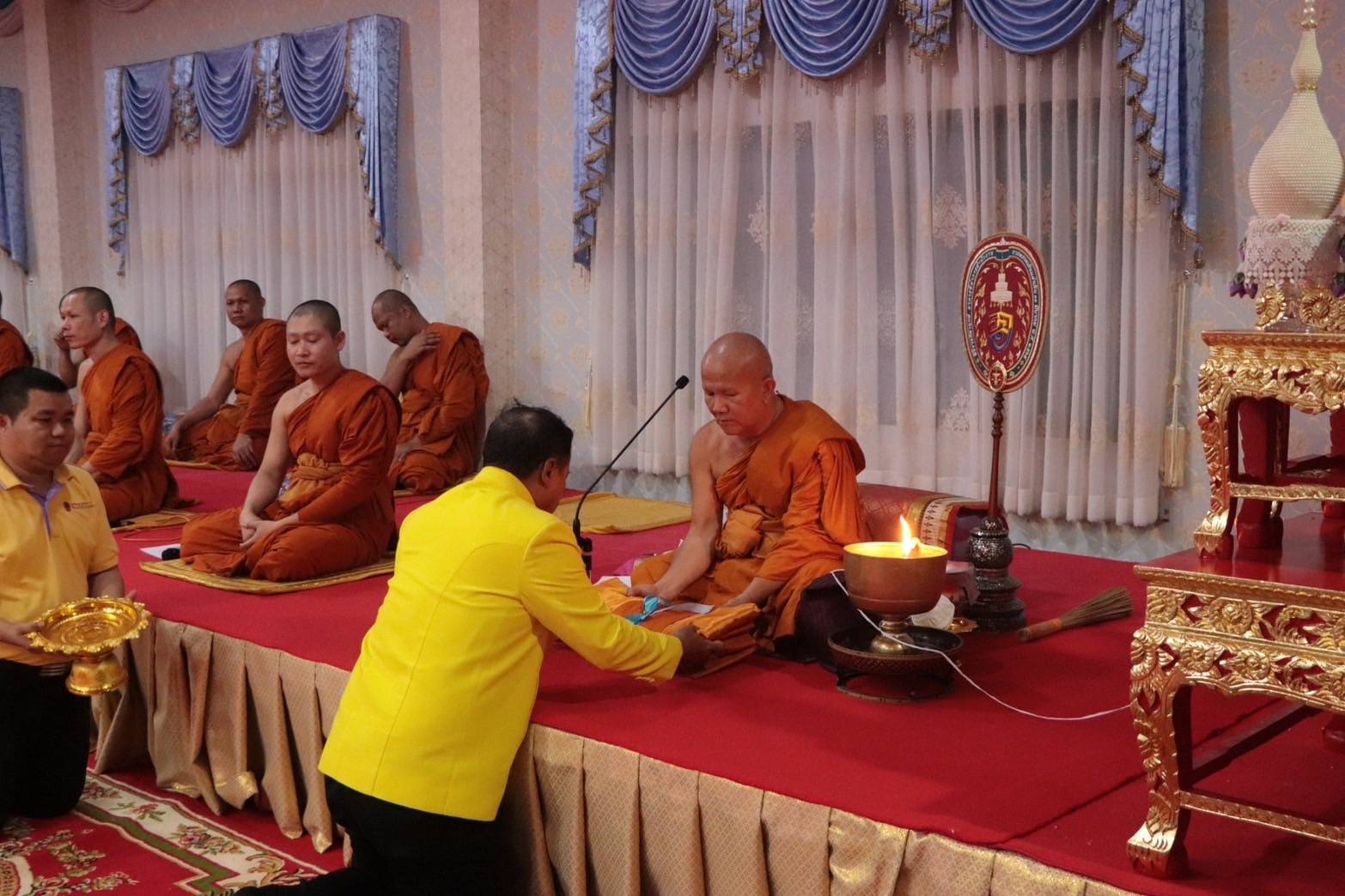 พช.นครพนม   ร่วมพิธีเจริญพระพุทธมนต์เฉลิมพระเกียรติถวายพระพรชัยมงคลแด่ พระบาทสมเด็จพระเจ้าอยู่ เนื่องในโอกาสเฉลิมพระชนมพรรษา 6 รอบ 28 กรกฎาคม 2567