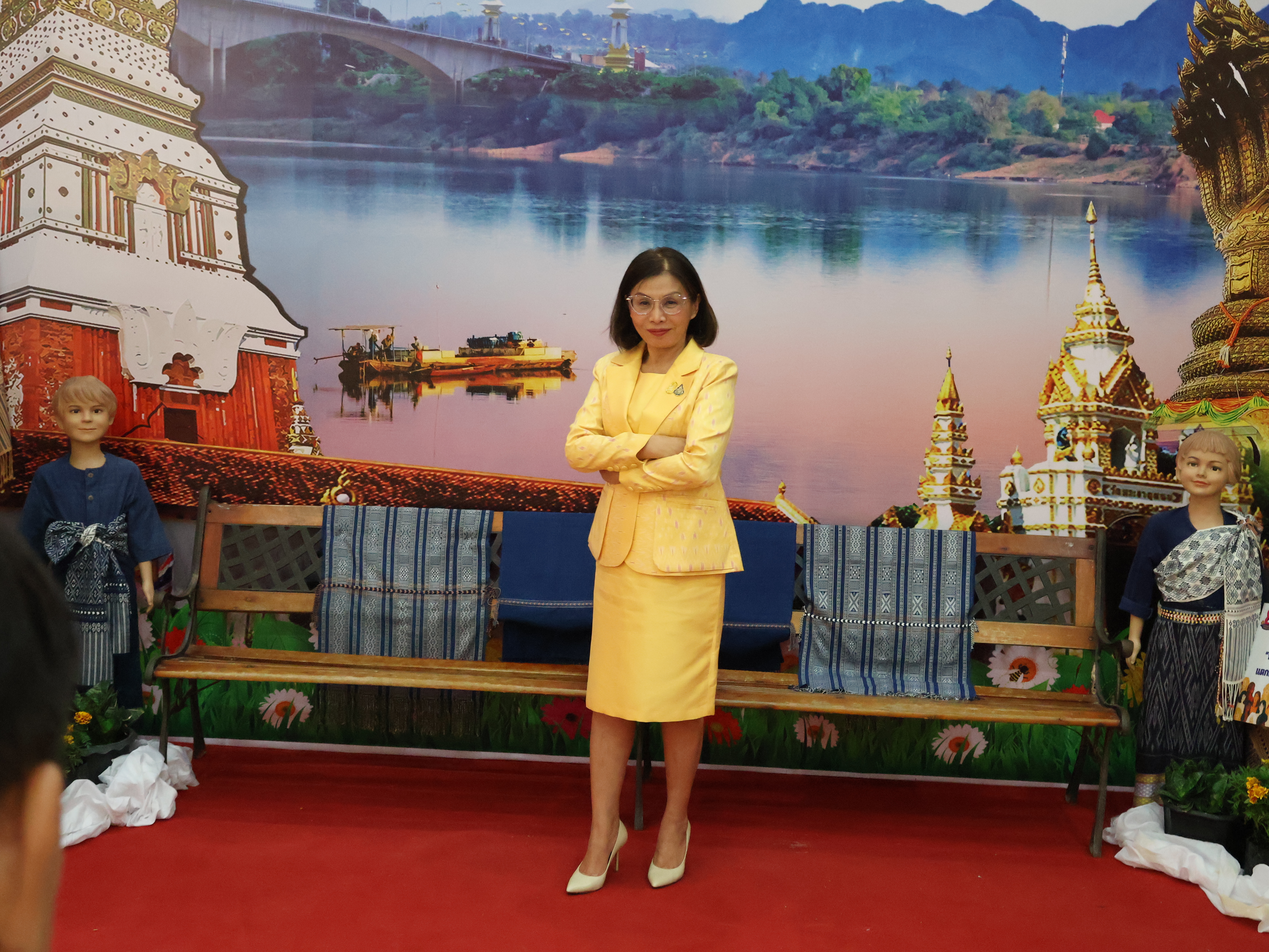 จังหวัดนครพนม   จัดโครงการรวมพลังสตรีศรีนครพนม “เทิดไท้องค์ราชัน” กิจกรรมเนื่องในวันสตรีสากลจังหวัดนครพนม ประจำปี 2567 และกิจกรรมมหกรรมการออม 50 ปี ทุนชุมชนขับเคลื่อนเศรษฐกิจฐานราก