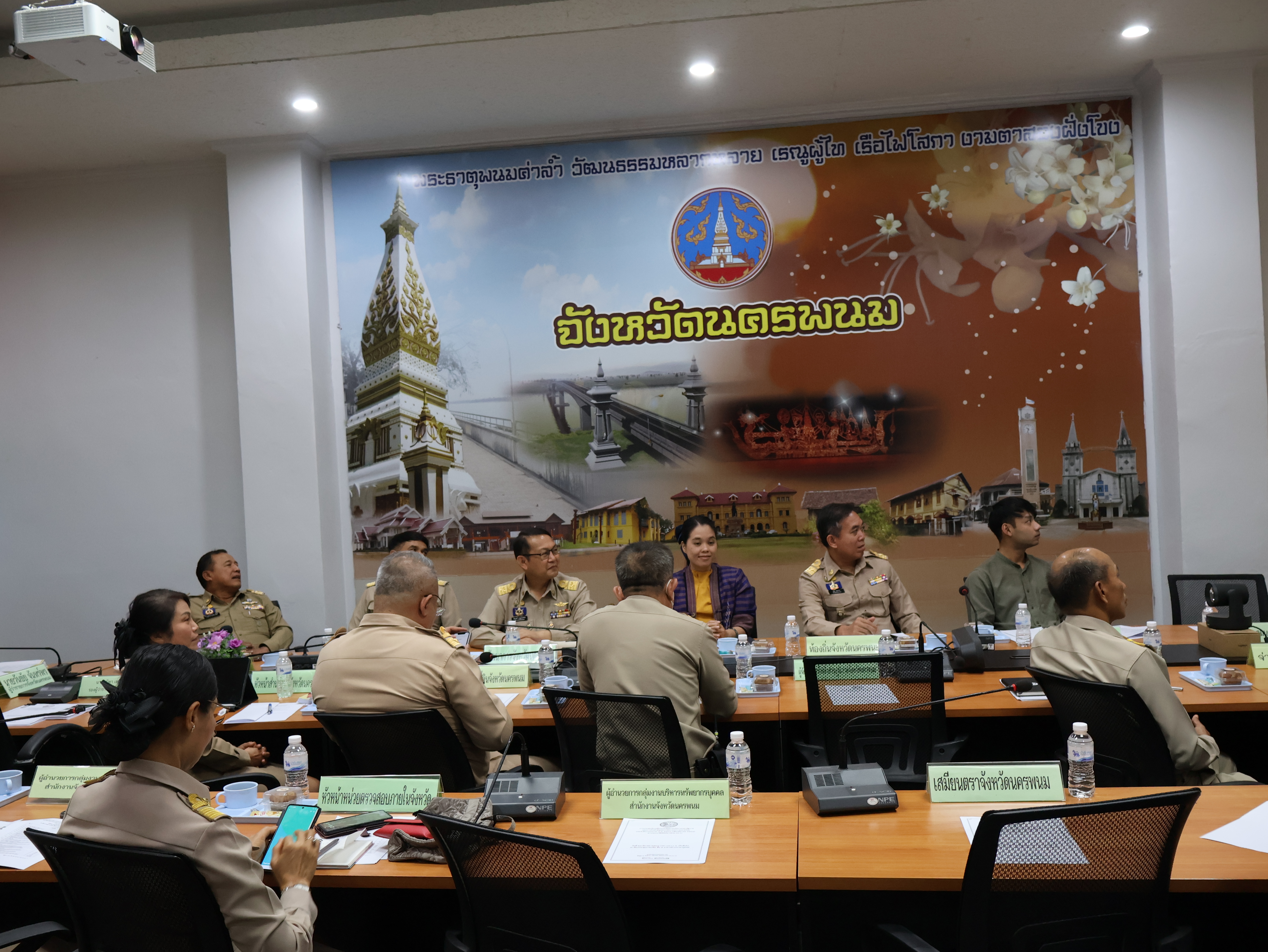 พช.นครพนม    ร่วมการประชุมขับเคลื่อนและติดตามนโยบายของรัฐบาลและภารกิจสำคัญของปลัดกระทรวงมหาดไทย  ประจำปีงบประมาณพ.ศ 2567 เดือนมีนาคม 2567 ผ่านระบบวีดิทัศน์ทางไกล (vcs)