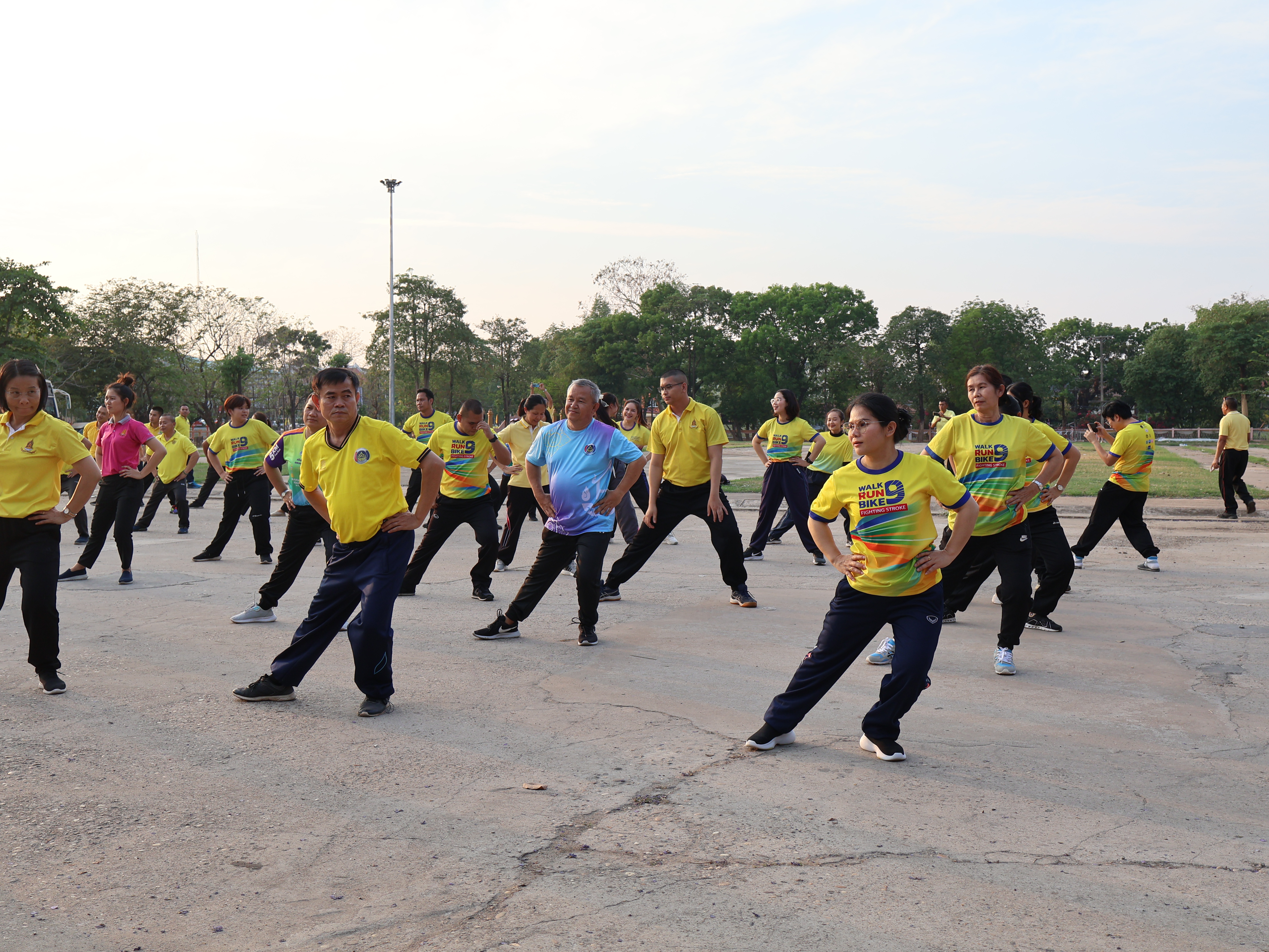 พช.นครพนม   ร่วมกิจกรรม Exercise สร้างนิสัยออกกำลังกาย ทุกวันพุธ