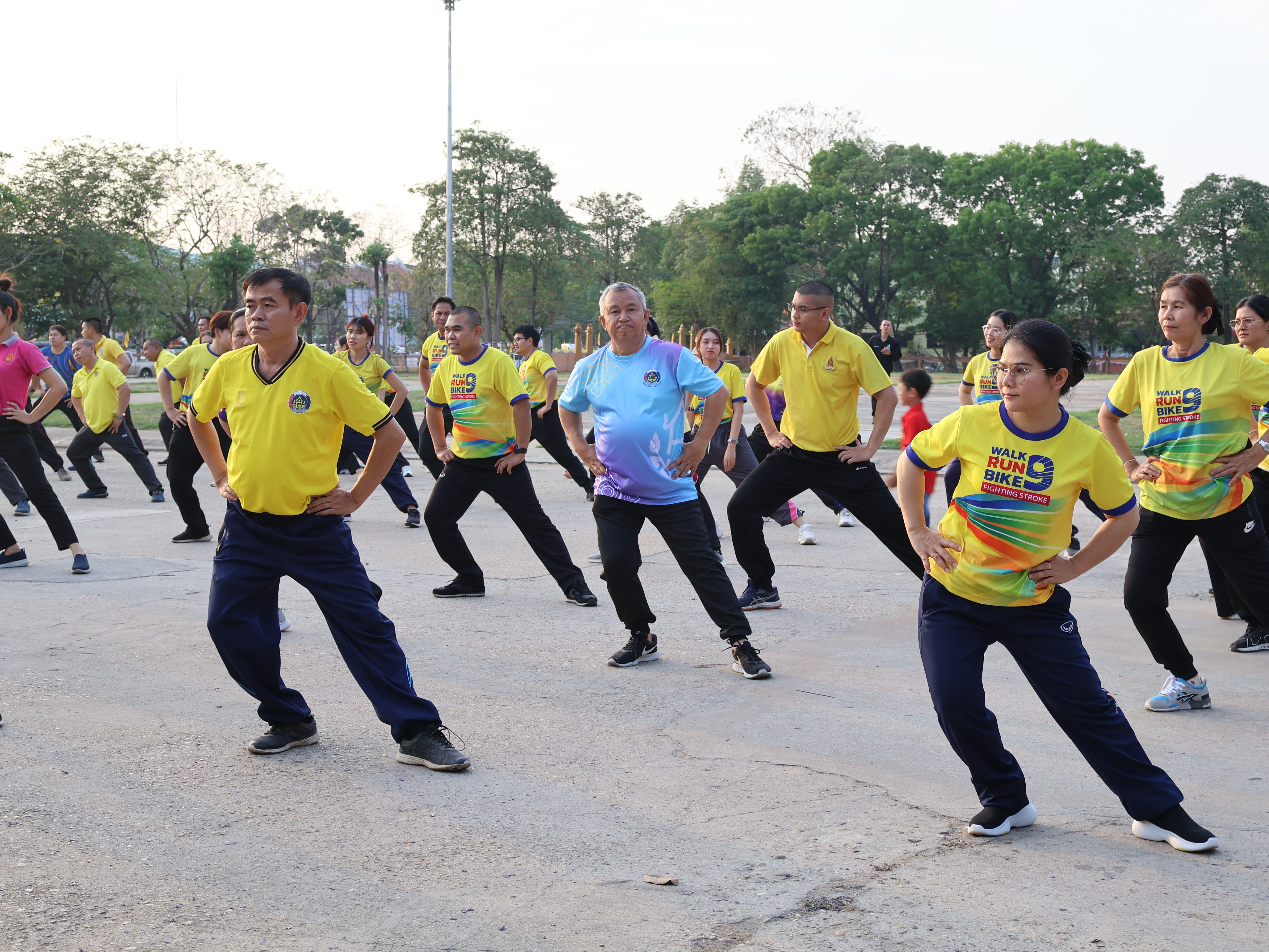 พช.นครพนม   ร่วมกิจกรรม Exercise สร้างนิสัยออกกำลังกาย ทุกวันพุธ