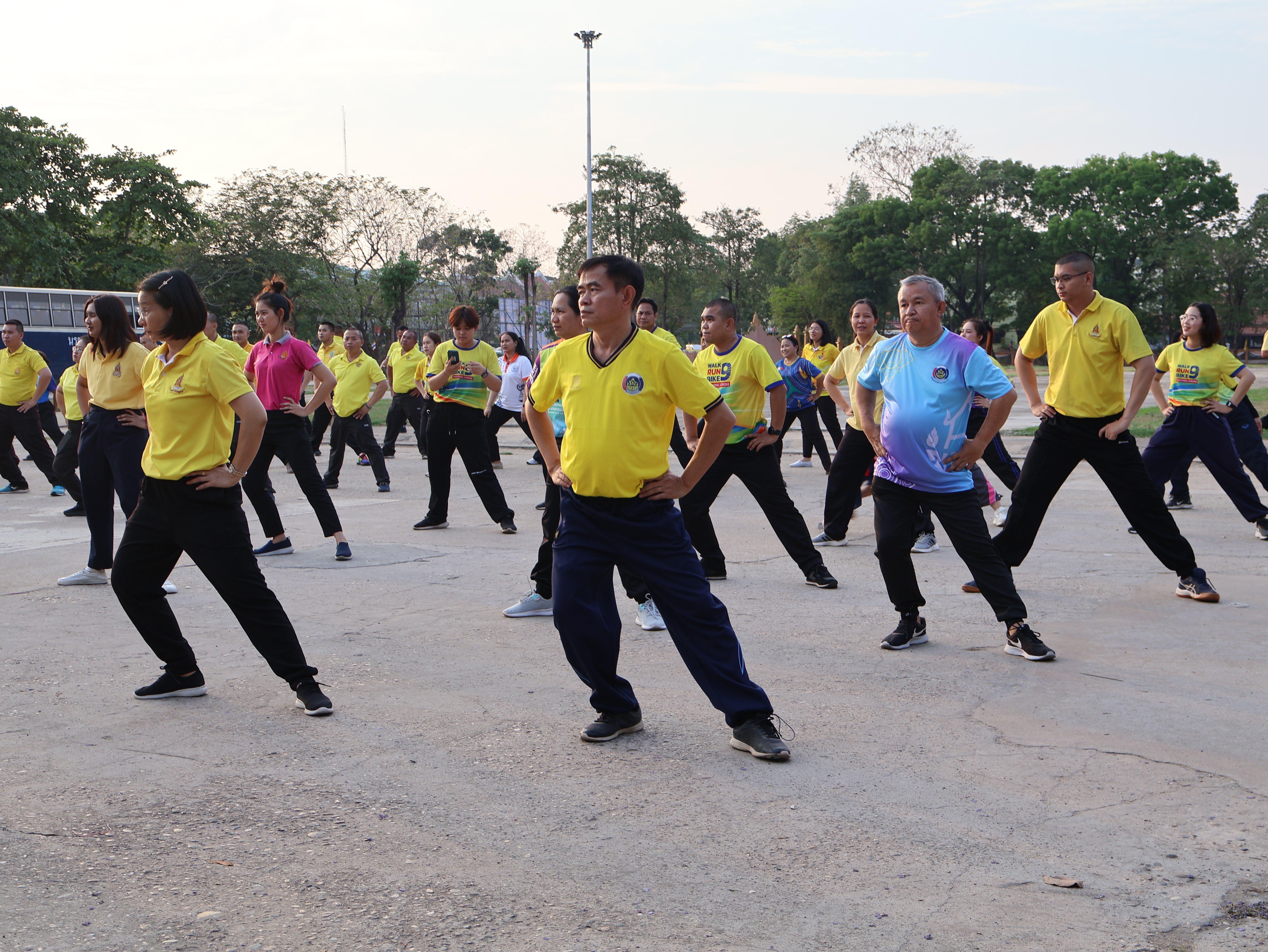 พช.นครพนม   ร่วมกิจกรรม Exercise สร้างนิสัยออกกำลังกาย ทุกวันพุธ