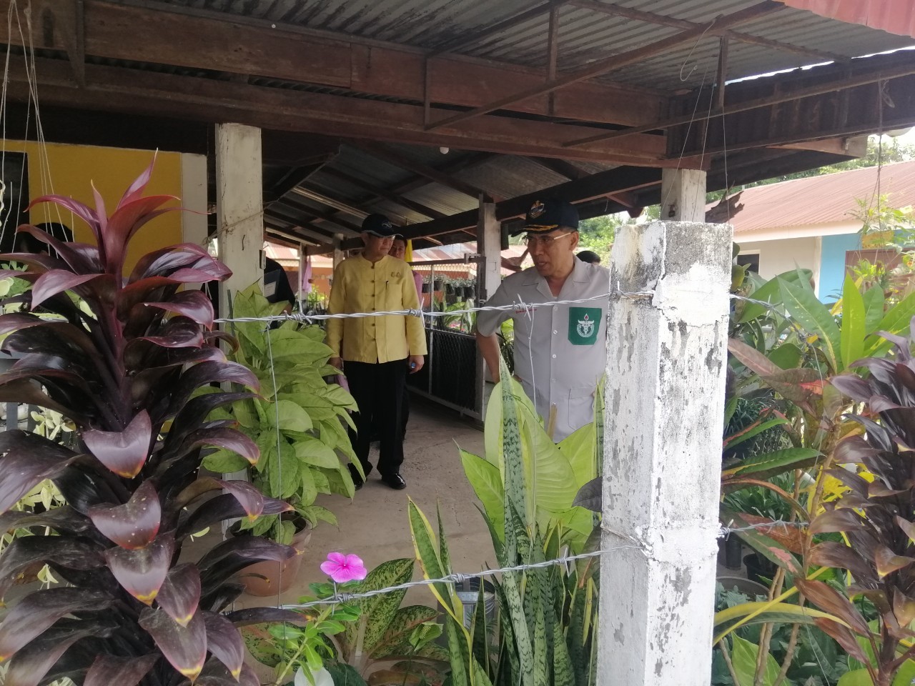 พ่อเมืองนครพนม   ลงพื้นที่ตรวจเยี่ยมการดำเนินโครงการหมู่บ้านยั่งยืน (Sustainable Village)พื้นที่อำเภอบ้านแพง