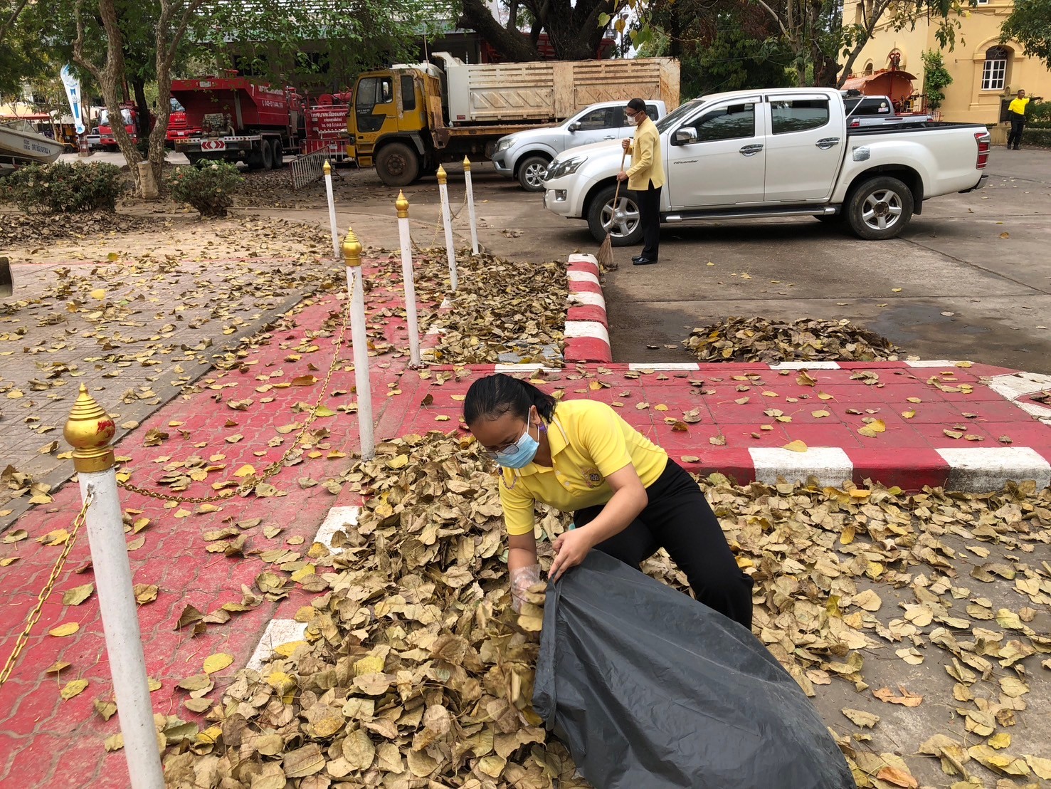 พช.นครพนม    ร่วมกิจกรรม Big Cleaning day ดำเนินการทำความสะอาด สร้างความเป็นระเบียบเรียบร้อยในบ้านเมือง ตามนโยบาย “หน้าบ้านน่ามอง นครพนมน่าอยู่”