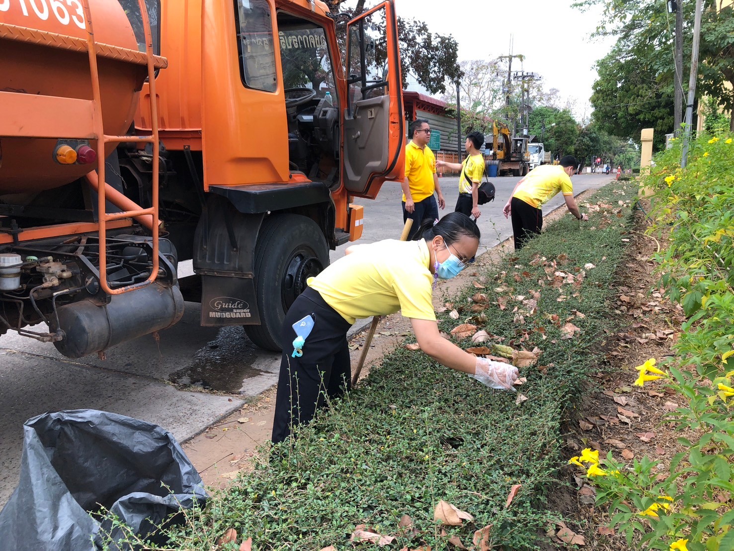 พช.นครพนม    ร่วมกิจกรรม Big Cleaning day ดำเนินการทำความสะอาด สร้างความเป็นระเบียบเรียบร้อยในบ้านเมือง ตามนโยบาย “หน้าบ้านน่ามอง นครพนมน่าอยู่”