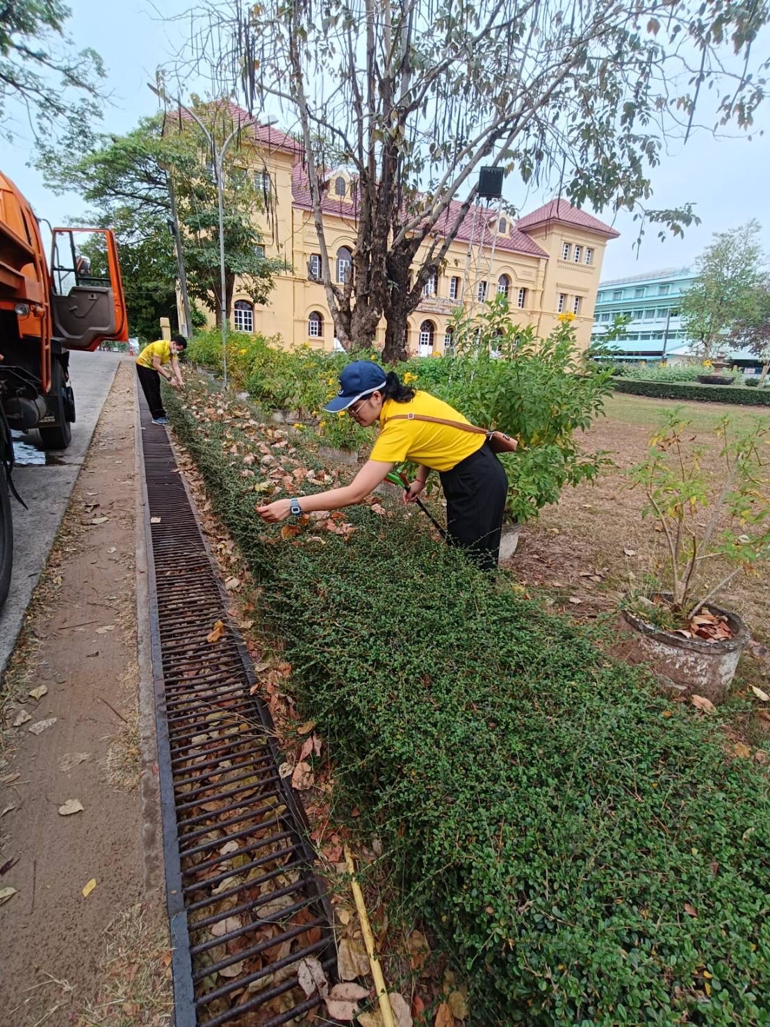 พช.นครพนม    ร่วมกิจกรรม Big Cleaning day ดำเนินการทำความสะอาด สร้างความเป็นระเบียบเรียบร้อยในบ้านเมือง ตามนโยบาย “หน้าบ้านน่ามอง นครพนมน่าอยู่”