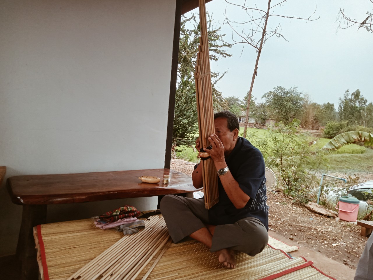 พ่อเมืองนครพนม    ลงพื้นที่ตรวจเยี่ยม หมู่บ้าน OTOP เพื่อการท่องเที่ยวบ้านท่าเรือ ตำบลท่าเรือ อำเภอนาหว้า จังหวัดนครพนม
